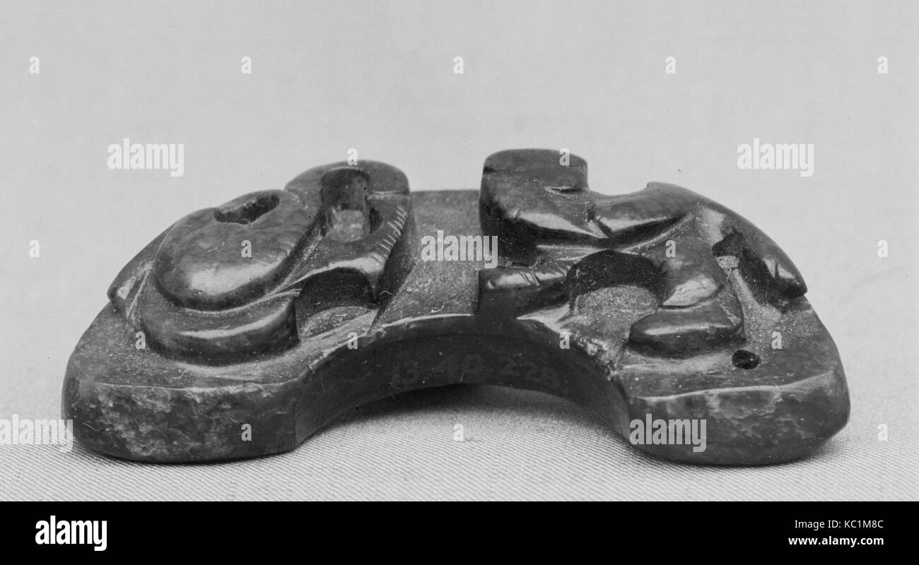 Une partie de disque, de la dynastie des Han (206 av. J.-A.D. 220), la Chine, le Jade, H. 1. (2,5 cm) ; W. 2 in. (5,1 cm) ; D. 1/2 in. (1,3 cm), Jade Banque D'Images