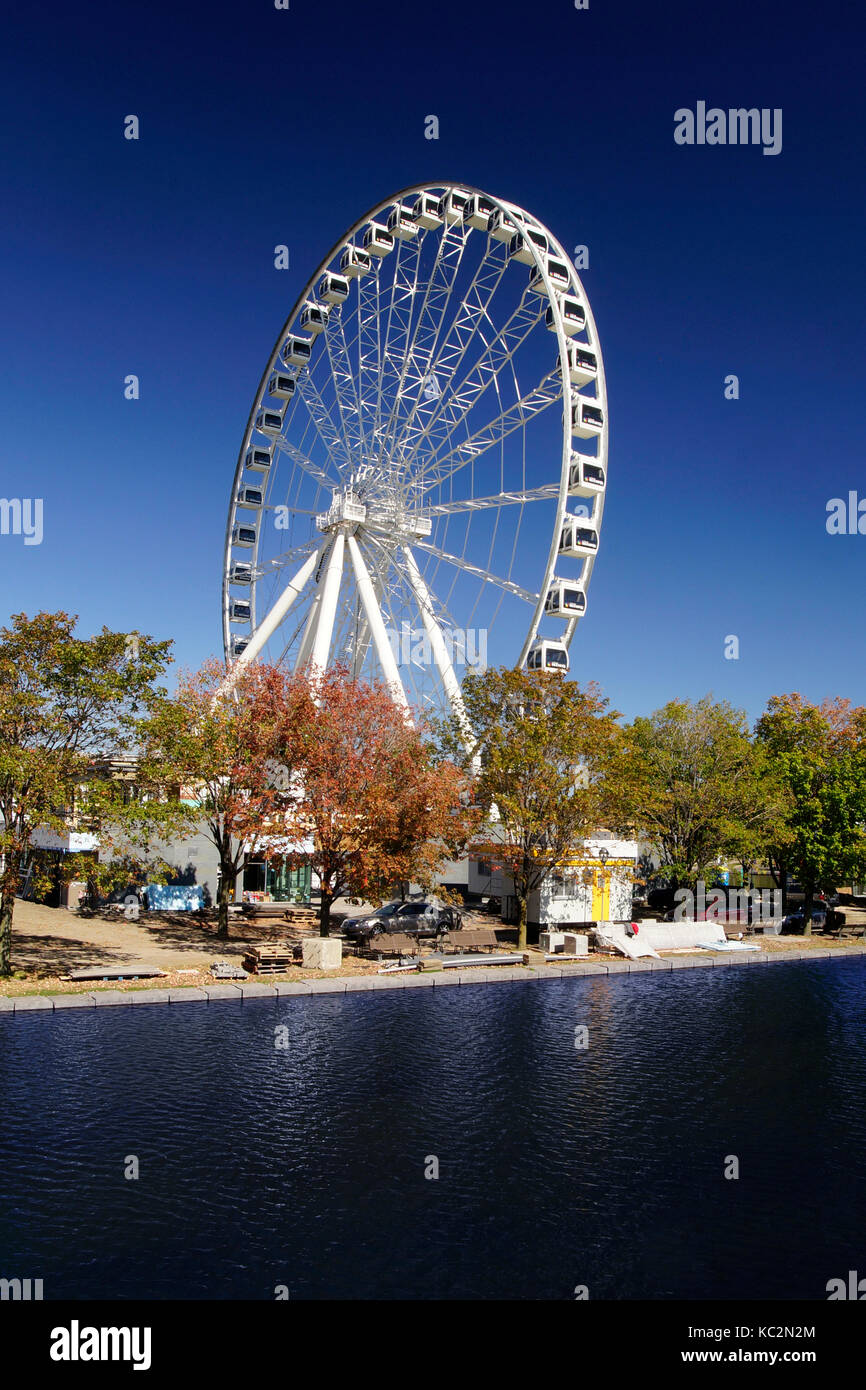 Montréal, Canada, 1 octobre, 2017. la grande roue situé dans le bassin Bonsecours, dans le Vieux-Port de Montréal.credit:Mario Beauregard/Alamy live news Banque D'Images