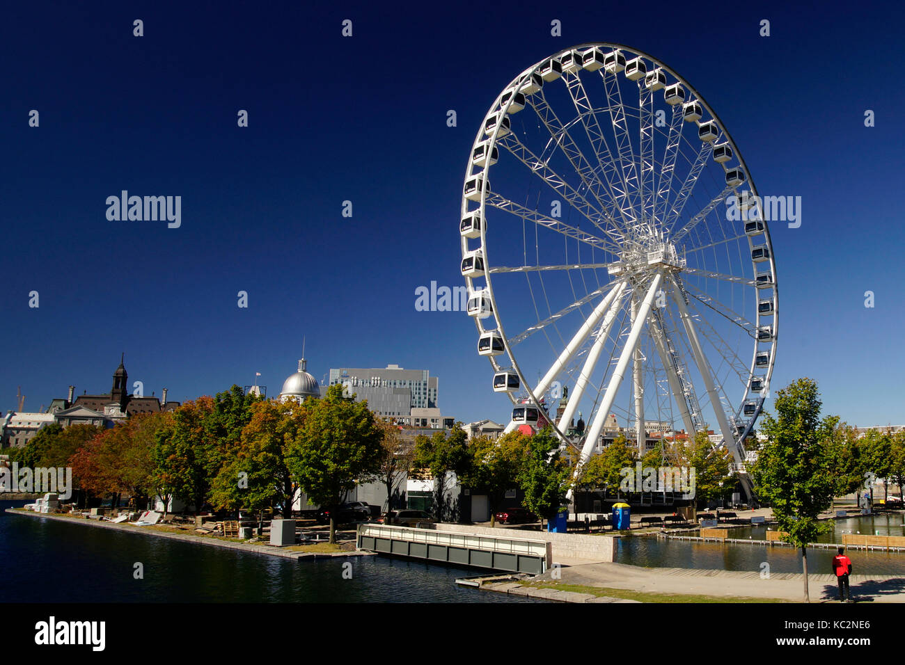 Montréal, Canada, 1 octobre, 2017. la grande roue situé dans le bassin Bonsecours, dans le Vieux-Port de Montréal.credit:Mario Beauregard/Alamy live news Banque D'Images
