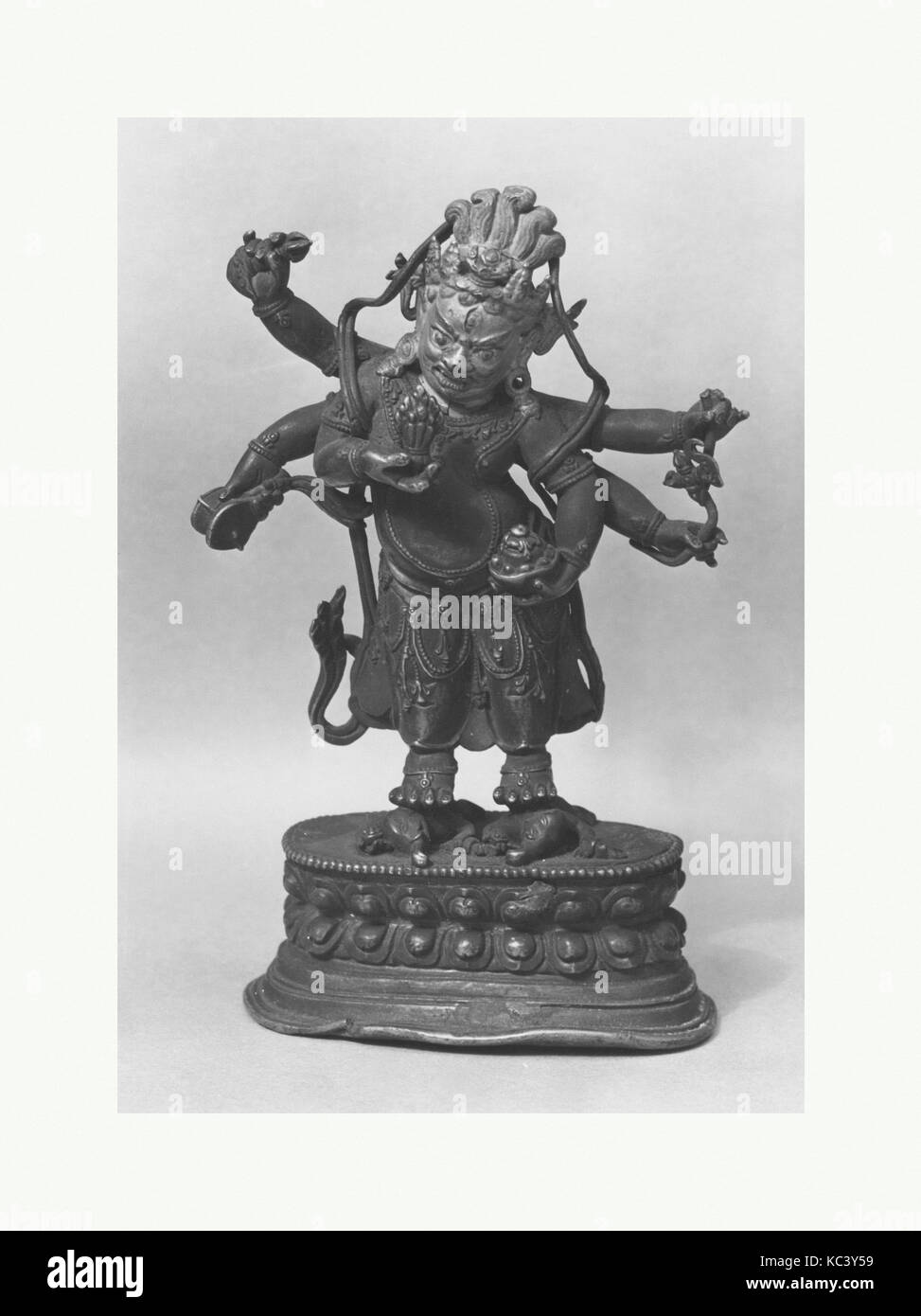 Mahakala fils-dkar, 18e siècle, le Tibet, Bronze, H. 6 1/2 in. (16,5 cm), Sculpture Banque D'Images