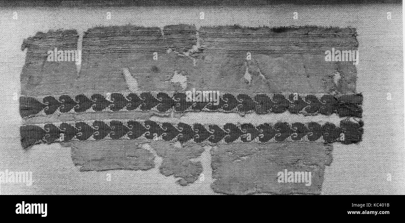 Fragment d'un manchon, 3e-4e siècle, attribué à l'Égypte, laine, lin, à armure toile, tissage de la tapisserie, 10 3/4 in. high 5 3/16 po Banque D'Images