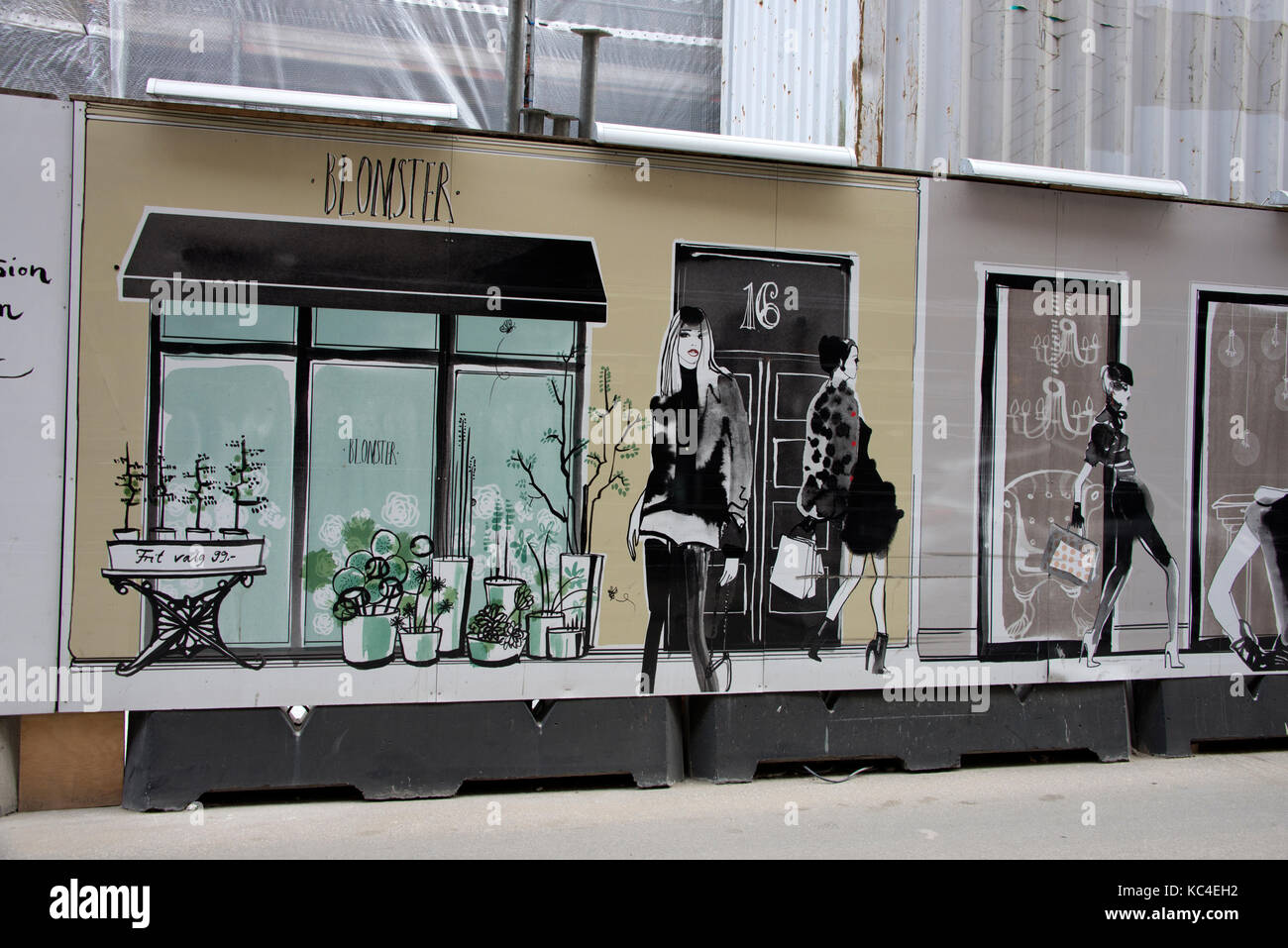 Un grand artiste impression bord à l'avant d'une rangée de nouveaux commerces en cours de rénovation sur l'une des vieilles rues derrière le célèbre site touristique de hanter dans nyhavn Banque D'Images