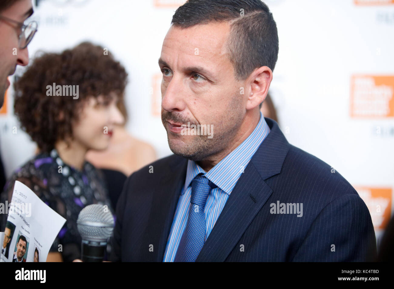 New York, États-Unis. 1er octobre 2017. Adam Sandler participe à la première nord-américaine des histoires Meyerowitz lors du New York film Festival 2017 le 1er octobre 2017. Crédit : accès photo/Alamy Live News Banque D'Images