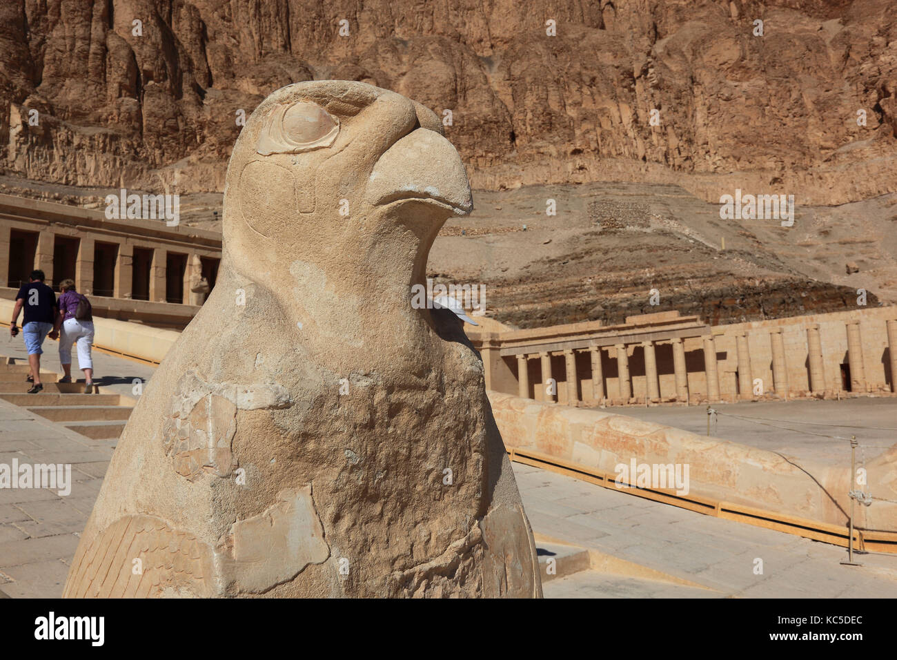 Le temple funéraire de la première femme Pharaon Hatchepsout, une partie de l'ensemble du temple Hatshepsut à Deir el-Bahari, sur la rive ouest du Nil à Th Banque D'Images