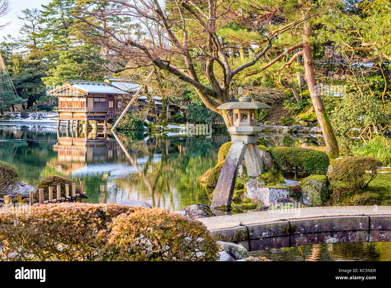 Kanazawa, Ishikawa, japon jardin paysage. Banque D'Images