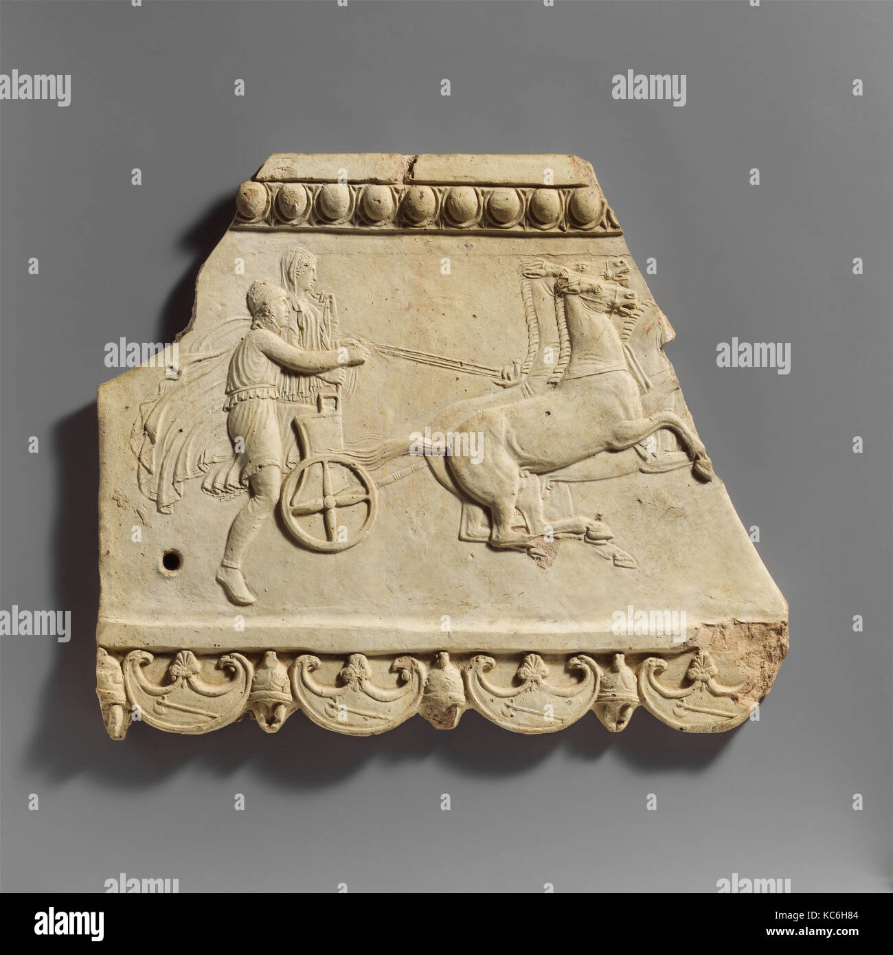 Plaque en terre cuite avec Pélops et Hippodamia, C.-B. 27-A.D. 68 Photo  Stock - Alamy