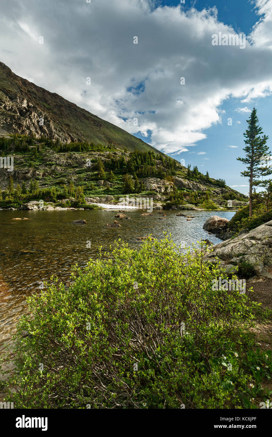 Lower Mohawk, le lac Spruce Creek Trail, Comté de Summit, Colorado USA Banque D'Images