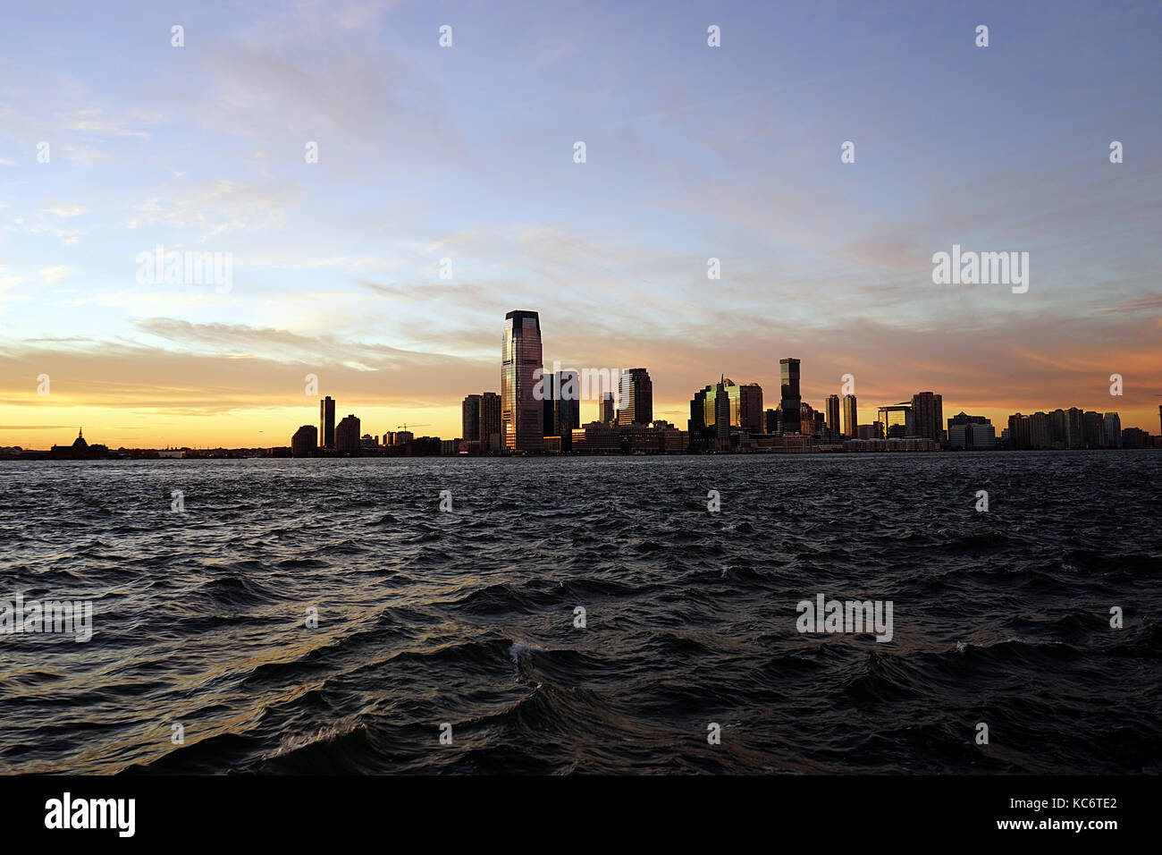 Le new jersey depuis manhattan côté avec river . Banque D'Images