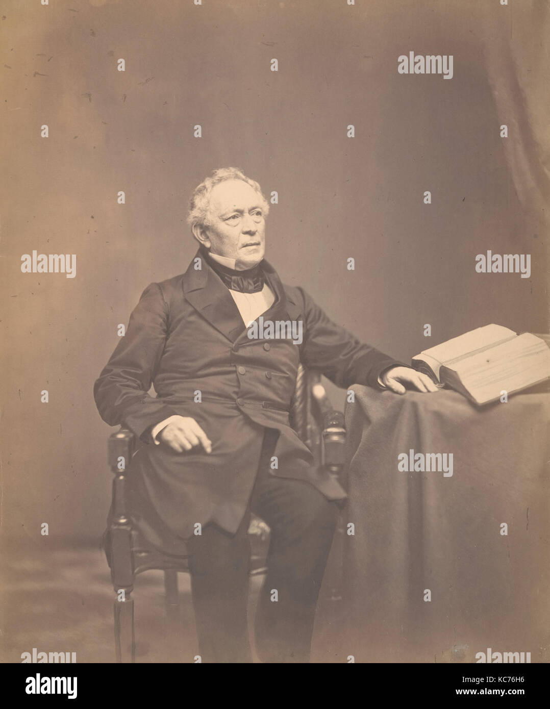 Edward Everett, ca. 1858, impression sur papier salé à partir de négatif sur verre, de l'image : 47,1 × 38,5 cm (18 9/16 × 15 3/16 in.), Photographies Banque D'Images