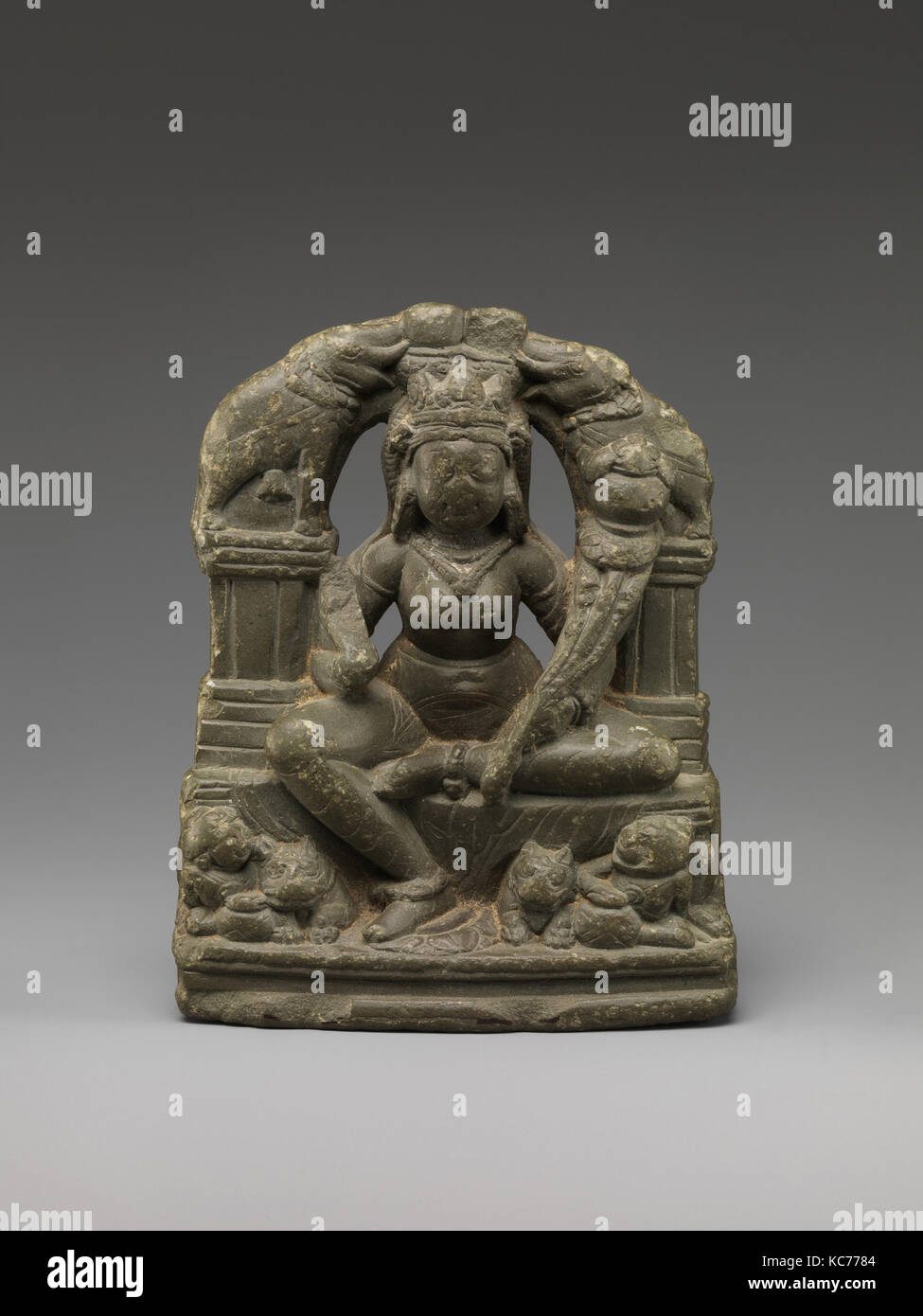 Gaja Lakshmi, déesse de la Fortune, 8e siècle, l'Inde (Cachemire), Pierre, H. 5 1/16 in. (12,9 cm), sculpture, Gaja Lakshmi, couronné Banque D'Images