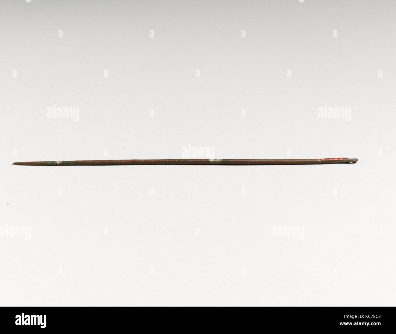 Aiguille, chypriote, Bronze, Autres : 5 1/4in. (13.3cm), bronzes Banque D'Images