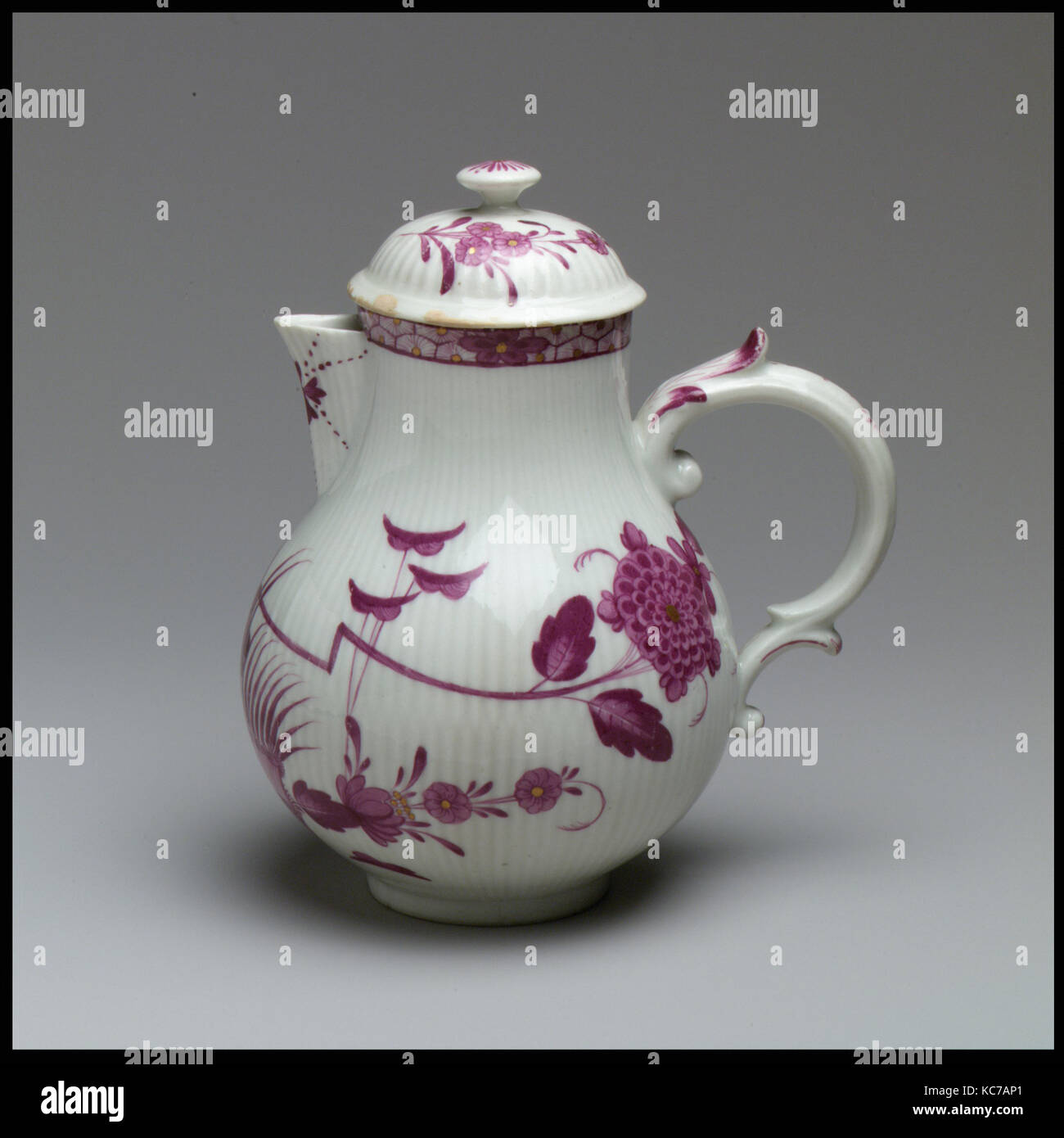 Pot à lait avec couvercle, ca. 1770, Swiss, Zurich, disque-pâte porcelaine, hauteur : 5 9/16 in. (14,1 cm), Ceramics-Porcelain Banque D'Images