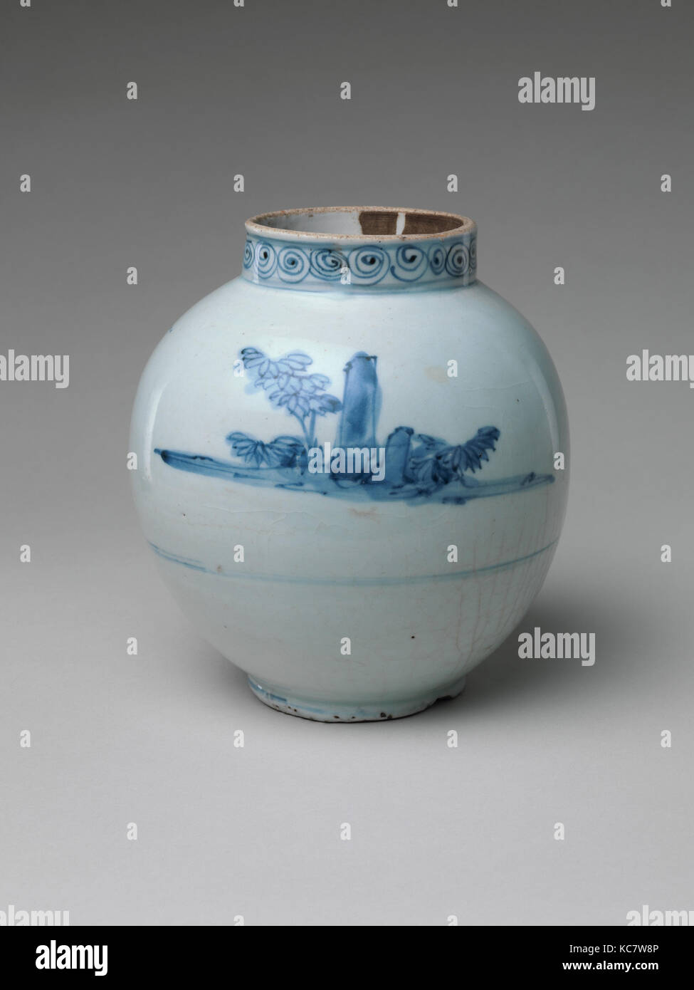 Jar, la période Edo (1615-1868), ca. 1625, le Japon, porcelaine peinte de bleu sous glaçure de Hizen (Ware), H. 7 3/8 in. (18,7 cm) ; Diam Banque D'Images