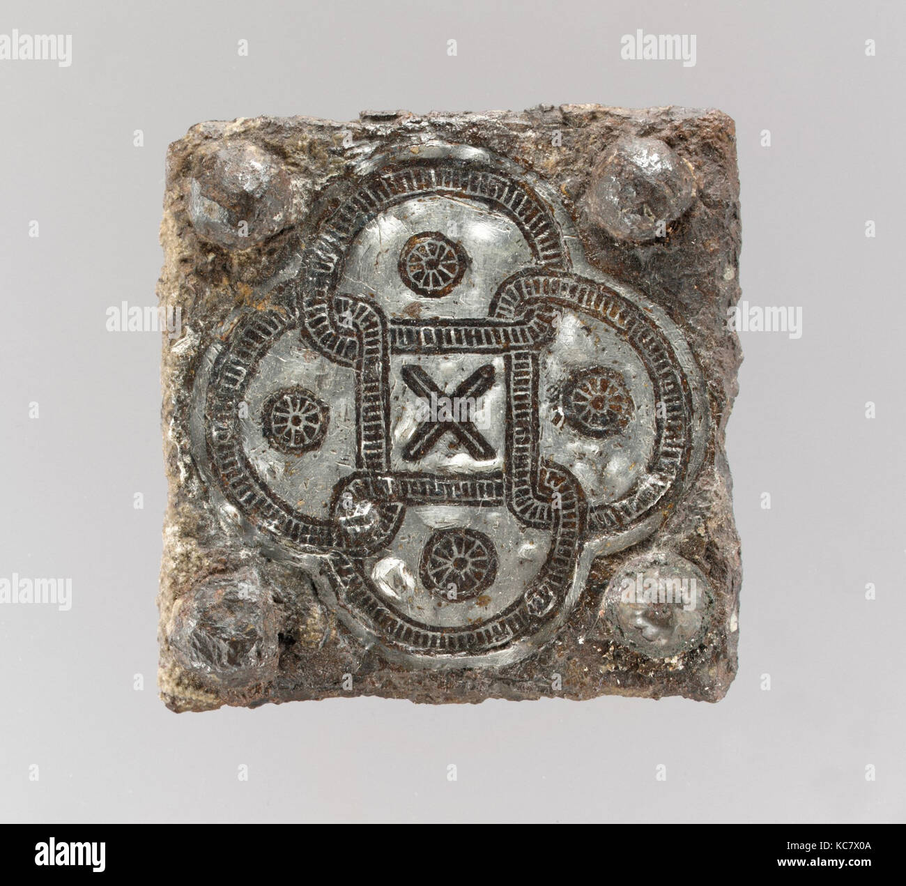 Plaque arrière qu'une boucle de ceinture, 7e siècle, Frankish, Fer à Repasser avec incrustation d'argent ; d'un rivet d'un alliage de cuivre (restauration ?) …, dans l'ensemble Banque D'Images