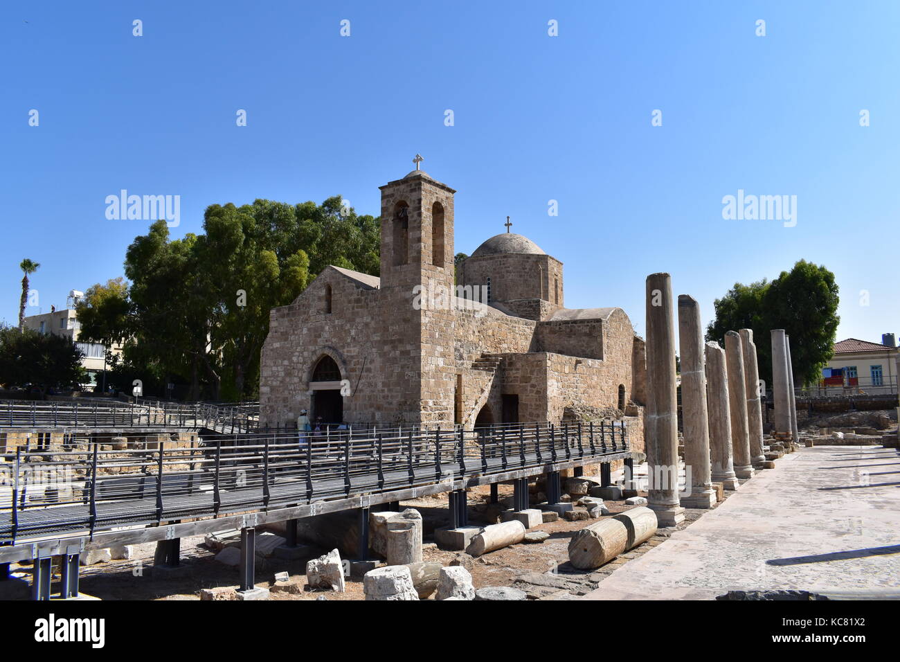 Ancienne basilique chrétienne de la Panagia chrysopolitissa et église Agia Kyriaki à Kato Pafos, Chypre. Banque D'Images