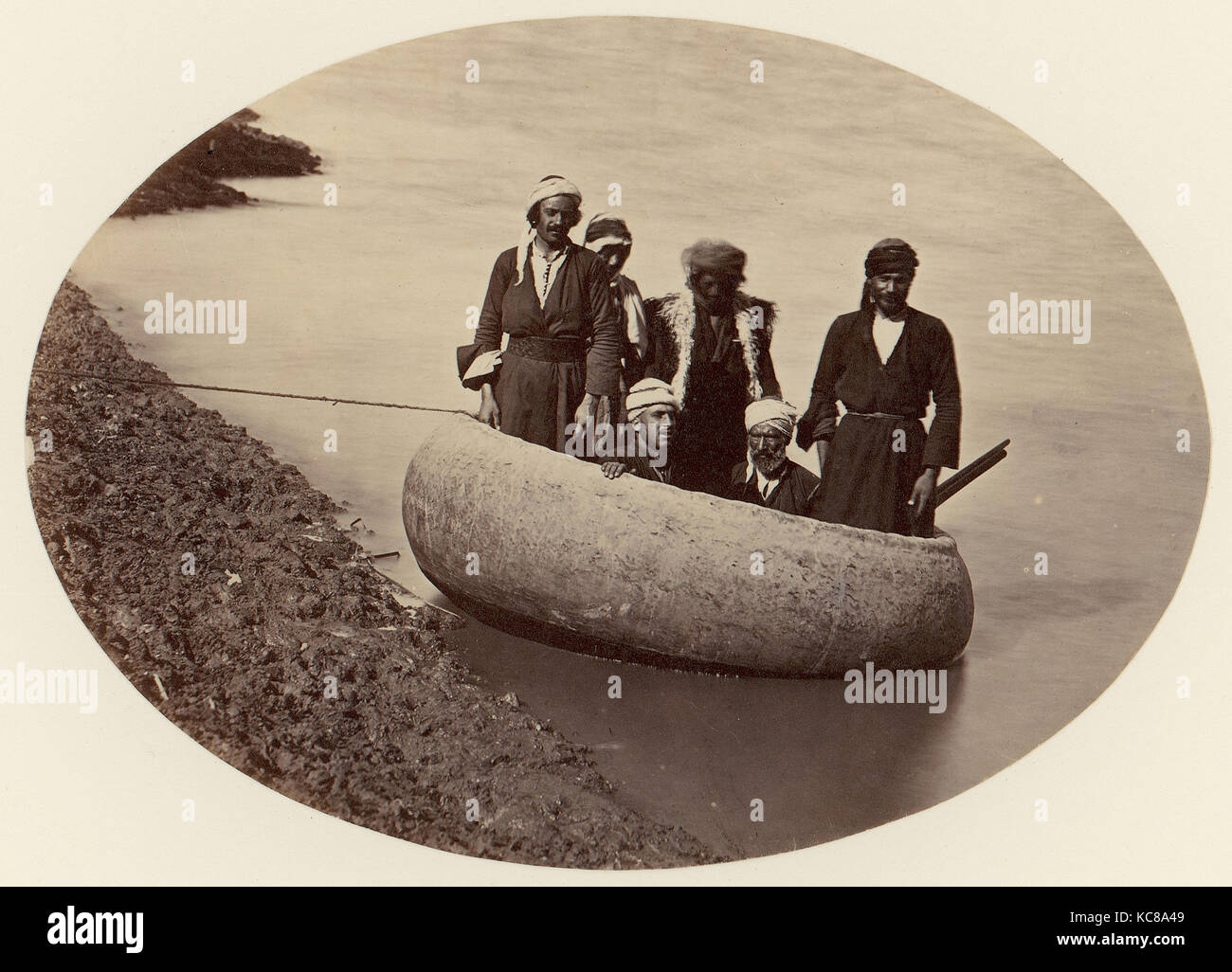 Six hommes en un tour de bateau, Bagdad, Inconnu, ca. 1870 Banque D'Images