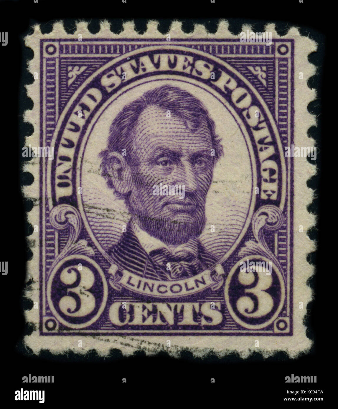 USA-CIRCA 1924 : un timbre montre le portrait image Abraham Lincoln (12 février 1809 - 15 avril 1865) a servi comme 16ème président des États-Unis fr Banque D'Images