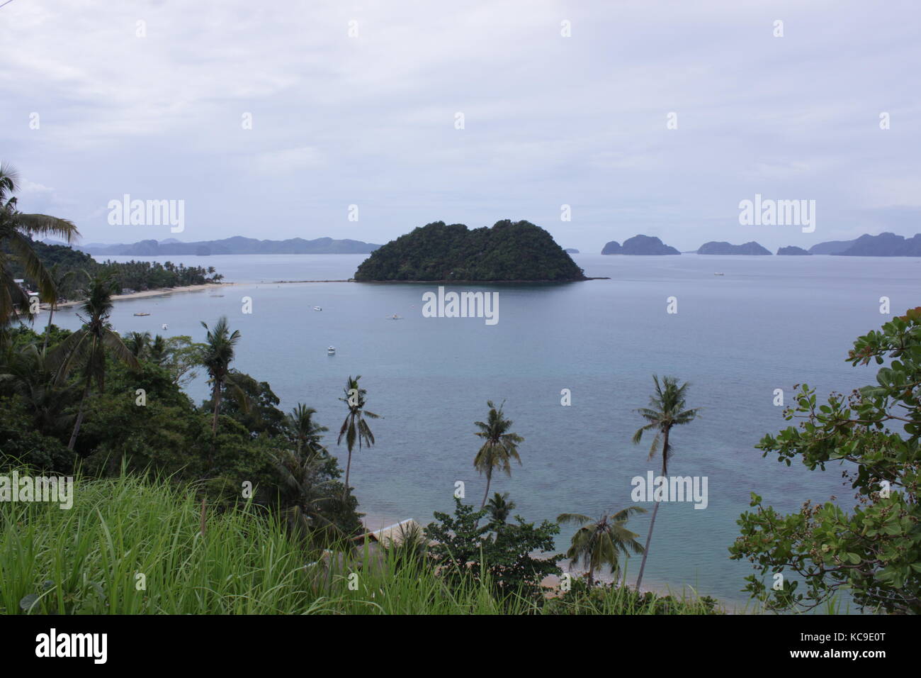 Vue de dessus d'merimegmeg beach (Las Cabanas) à El Nido Banque D'Images