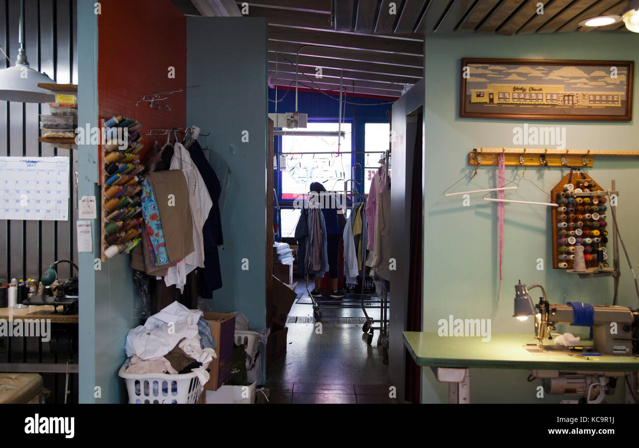 Les nettoyeurs à sec dans Lambertville - NJ - USA Banque D'Images