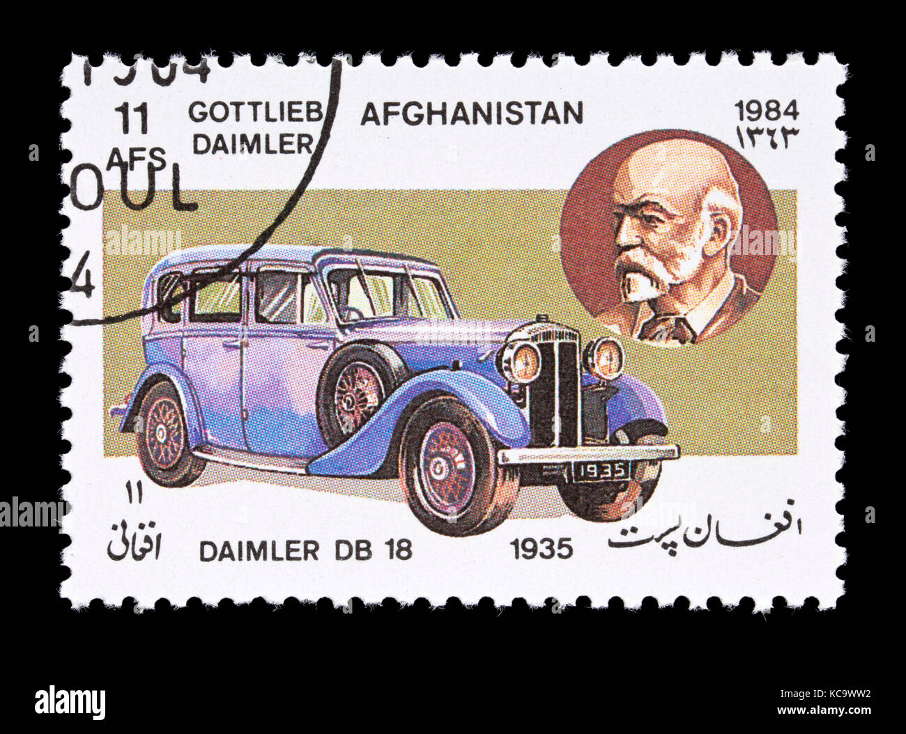 Timbre-poste d'Afghanistan représentant Gottlieb Daimler et un 1935 automobile Daimler-Benz. Banque D'Images
