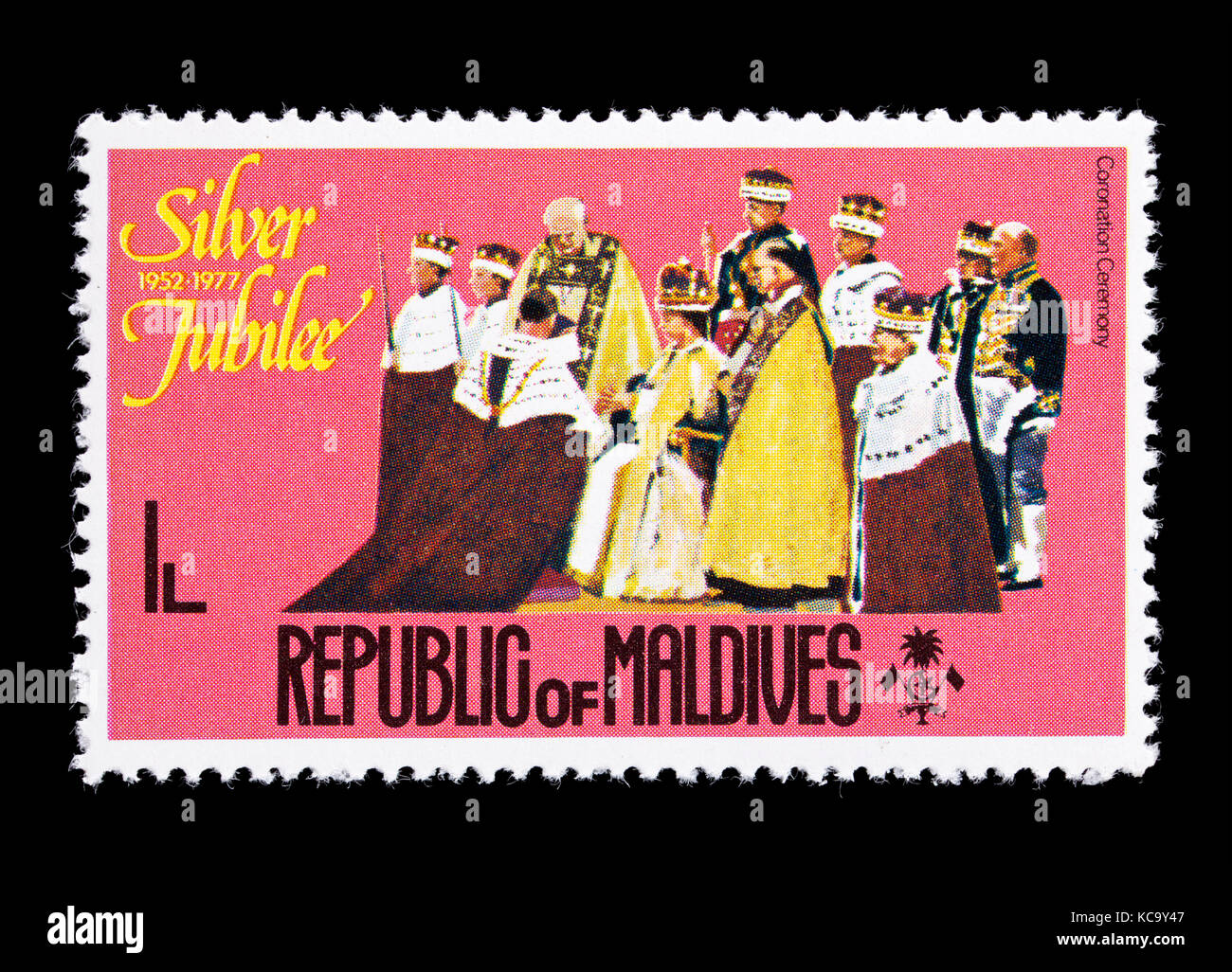 Timbre-poste des Maldives illustrant la cérémonie du couronnement de la reine Elizabeth II, l'anniversaire d'argent. Banque D'Images