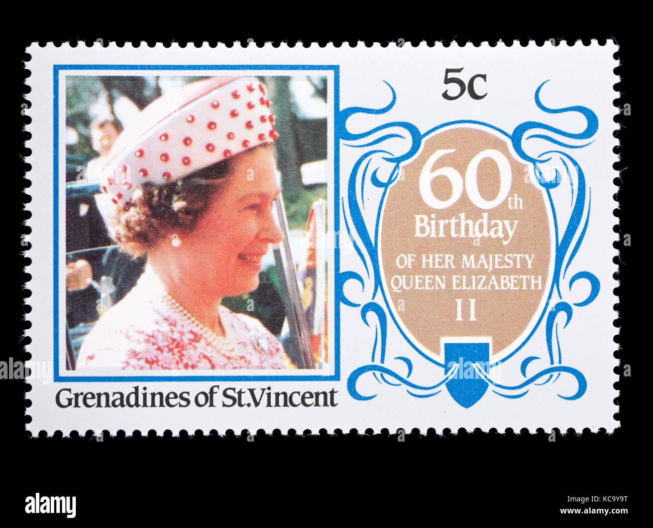 Timbre-poste de les Grenadines de Saint Vincent représentant la reine Elizabeth II pour son 60e anniversaire. Banque D'Images
