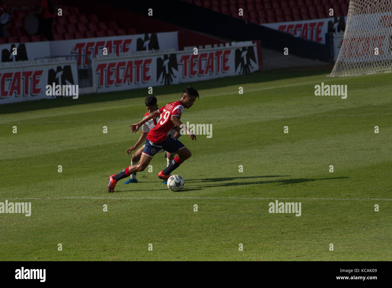 Le stade de football Luis 'Pirata Fuente Los Tiburones Rojos de Veracruz Vs. Atlas - Cat sous 17 Banque D'Images