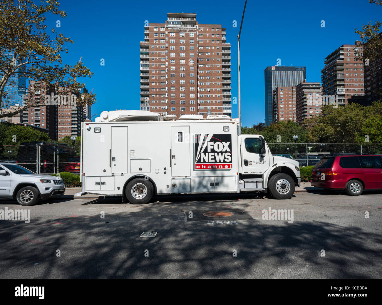 Un fox news de la radiodiffusion mobile chariot stationné à new york le Jeudi, Septembre 28, 2017. (© richard b. levine) Banque D'Images