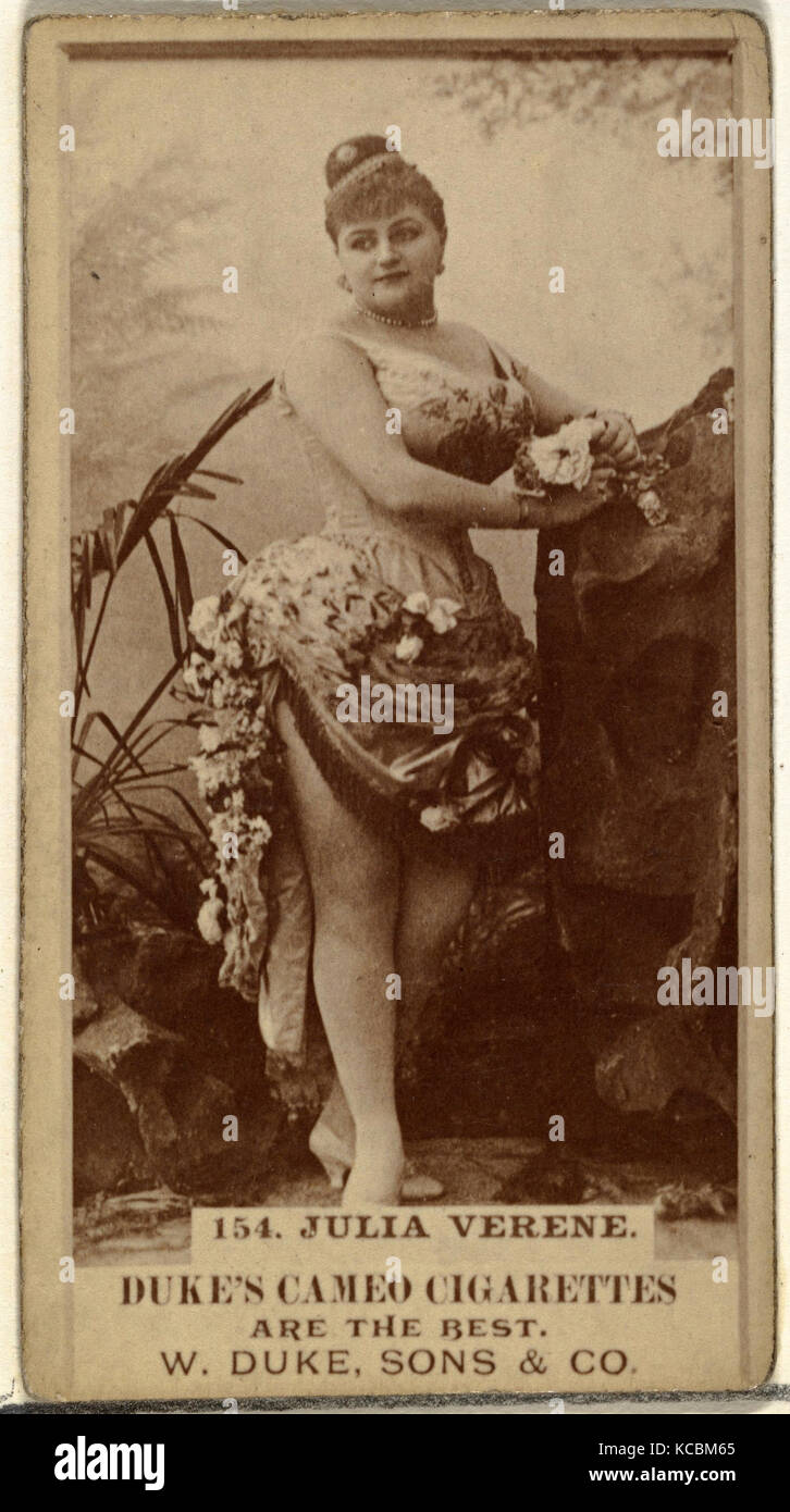 Dessins et gravures, photographies, numéro de carte 154, Julia Verene, acteurs et actrices de la série émise par Duc Fils & Co Banque D'Images