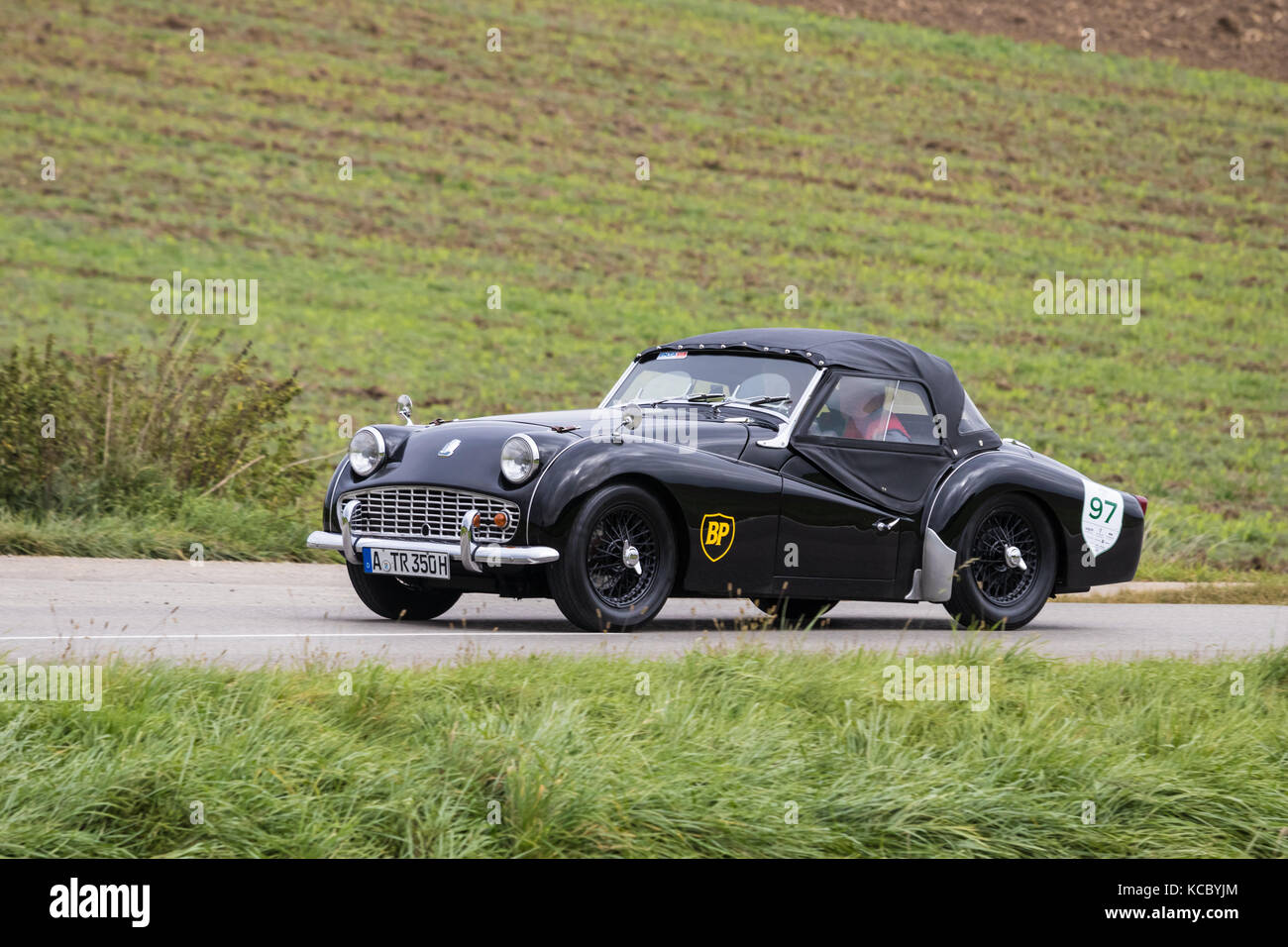 Augsburg, Allemagne - 1 octobre 2017 : triumph tr6 oldtimer voiture à l'fuggerstadt classic oldtimer 2017 rallye le 1 octobre, 2017 à Augsburg, Allemagne. Banque D'Images