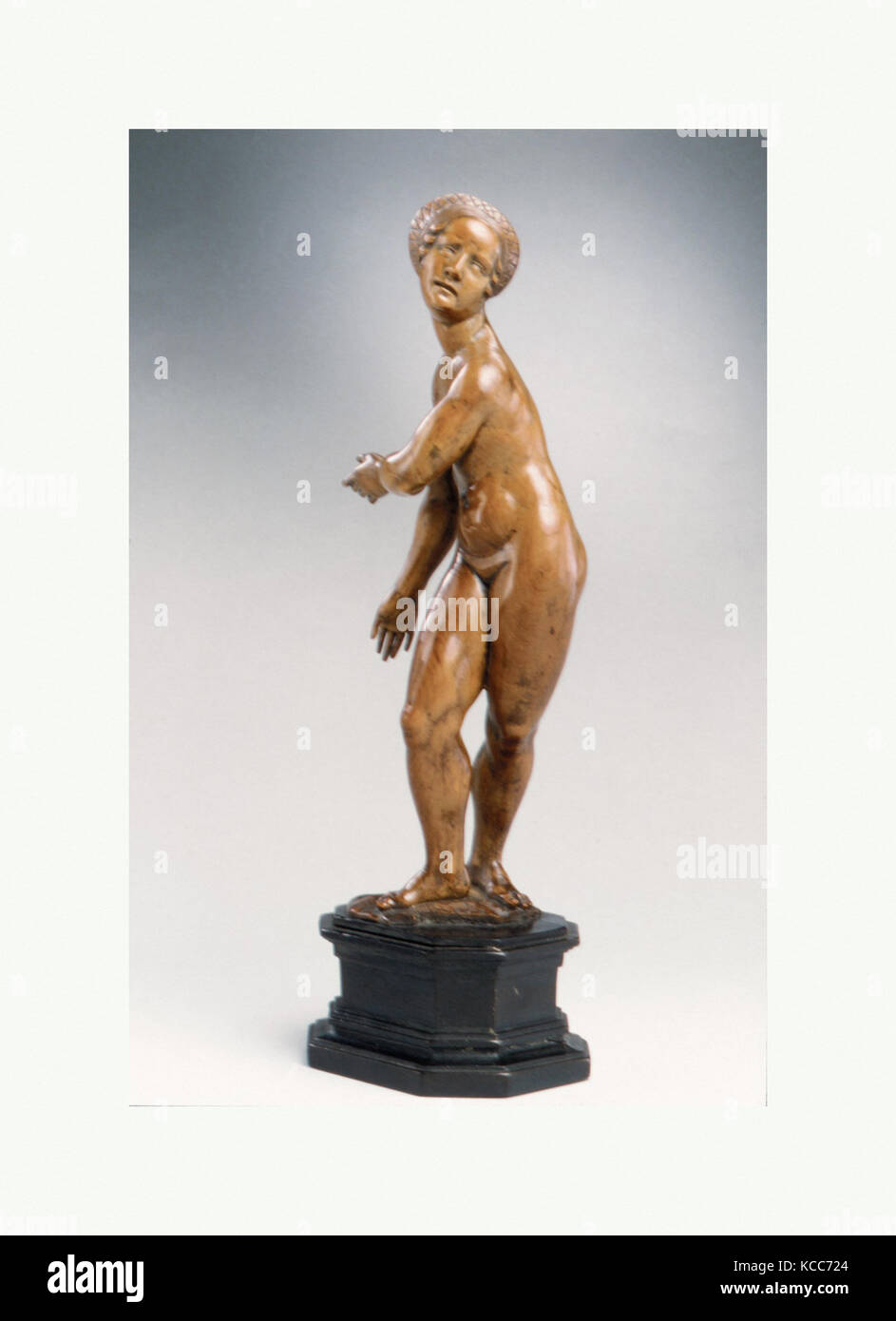 Lucretia, peut-être du 17e siècle, l'allemand, buis, H. 10-1/2 in. (26,7 cm), Sculpture-Miniature, cette sculpture est l'un des Banque D'Images