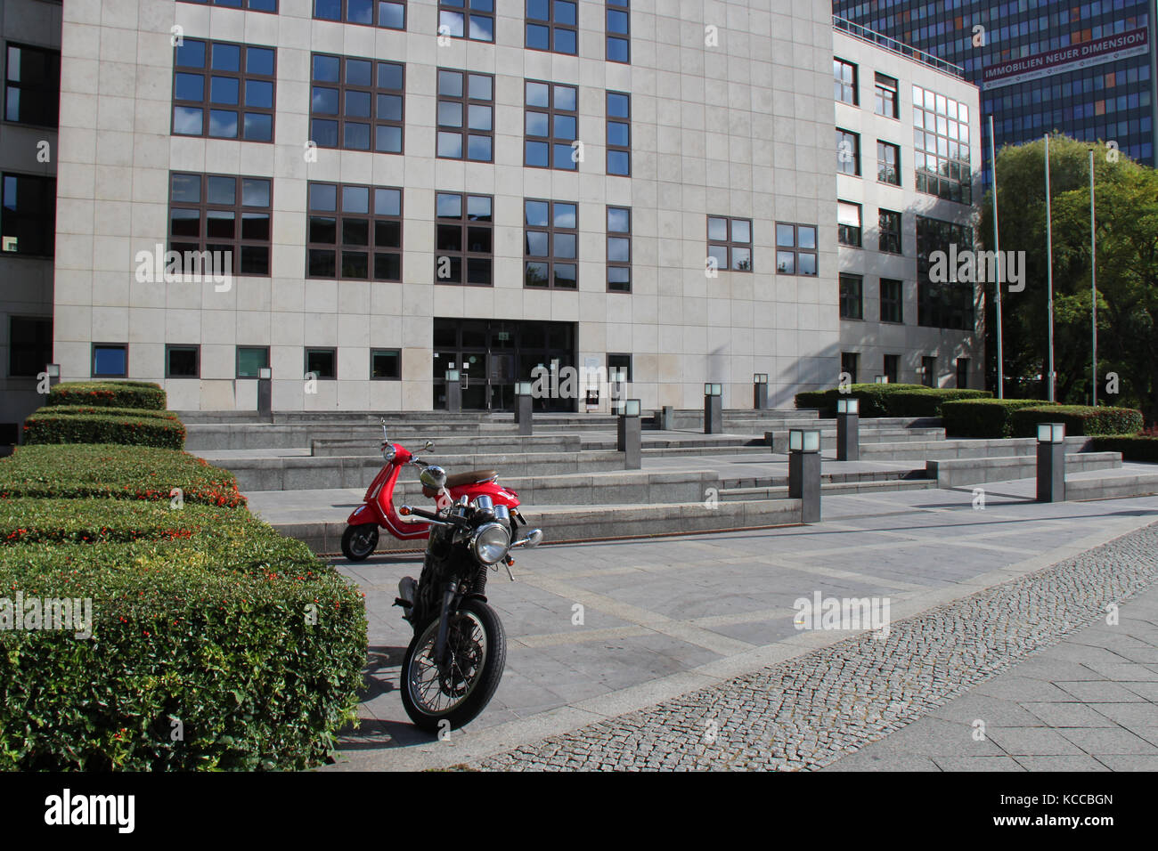 Bâtiment sur Hallesches Ufer à Berlin (Allemagne). Banque D'Images