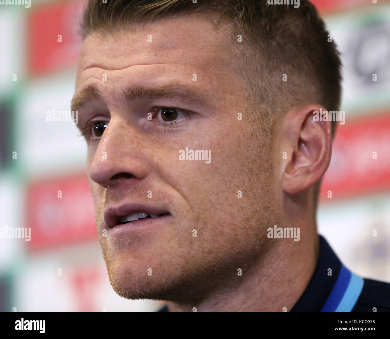 Steven Davis en Irlande du Nord pendant la conférence de presse à Windsor Park, Belfast. Banque D'Images