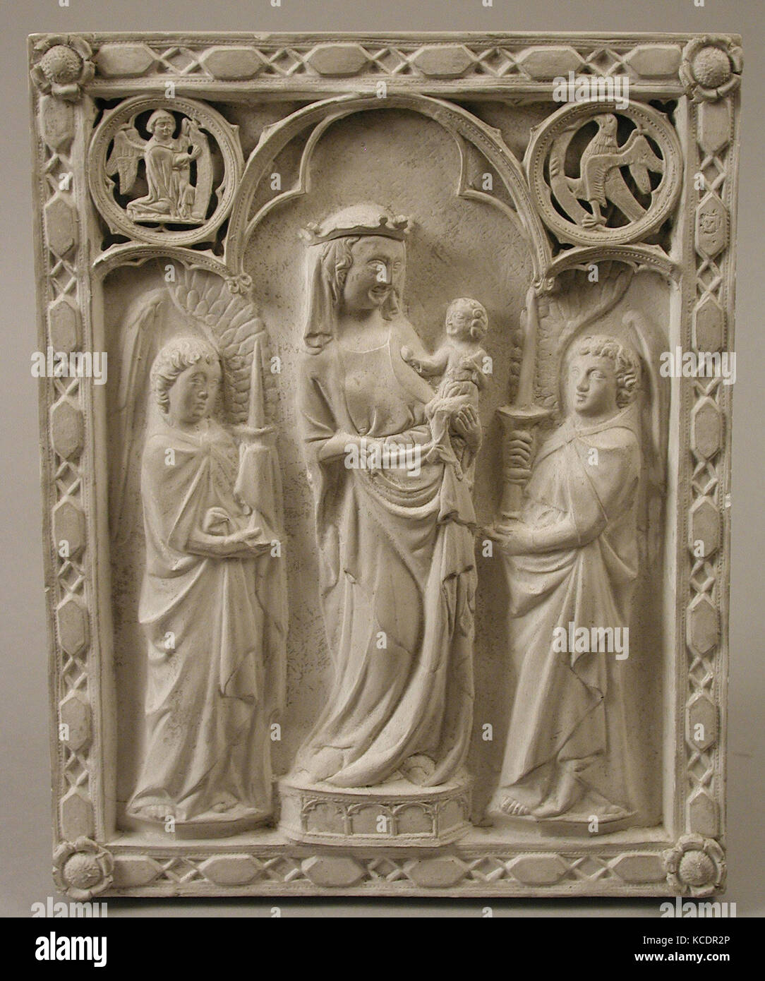 Book-Cover, xve siècle, Français, plâtre, Total : 15 3/8 x 12 7/16 x 1 9/16 in. (39,2 x 31,4 x 4 cm), des reproductions Banque D'Images