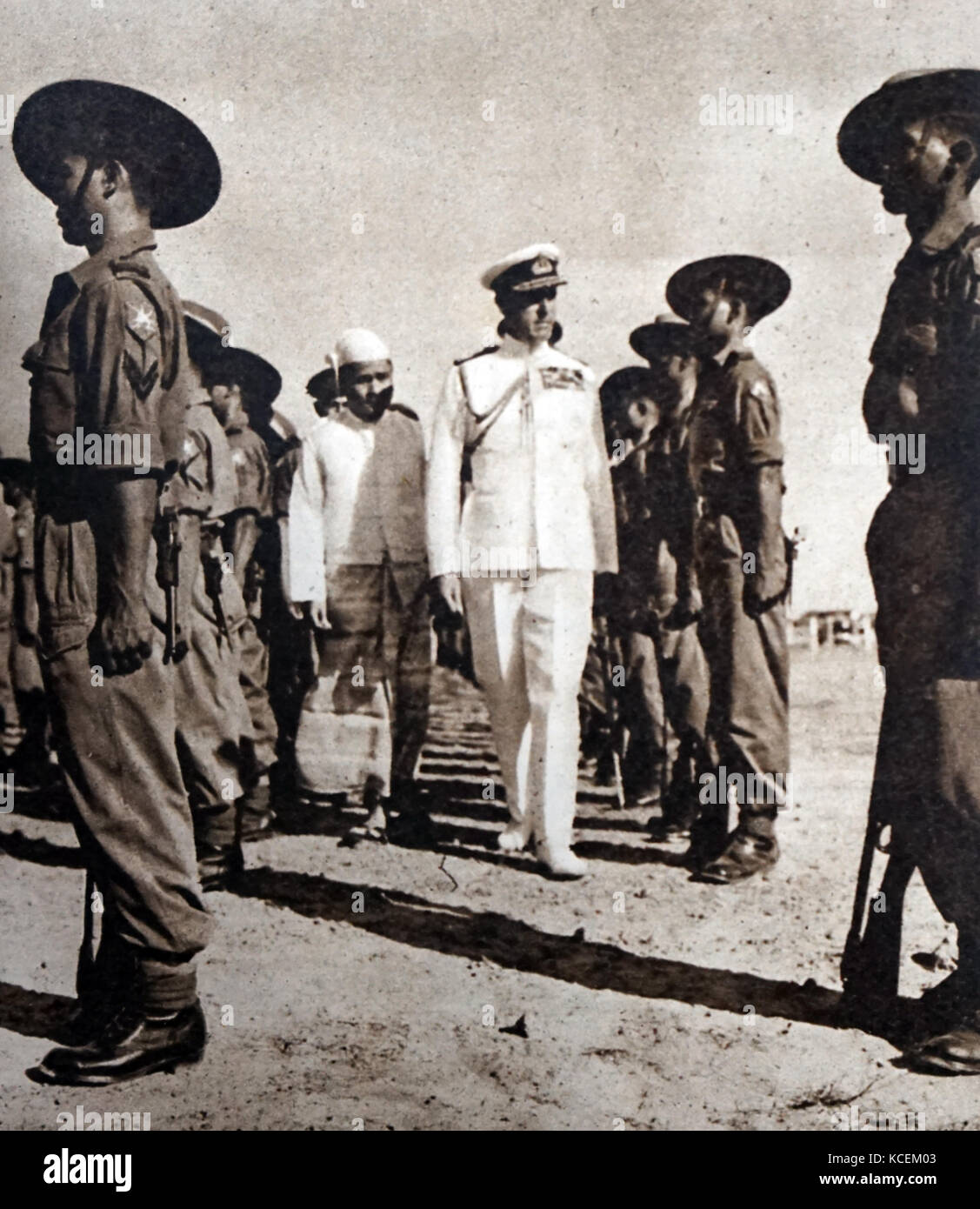 Photographie de Louis Mountbatten, 1er comte Mountbatten de Birmanie (1900-1979) Un officier de marine britannique et homme d'État. En date du 20e siècle Banque D'Images