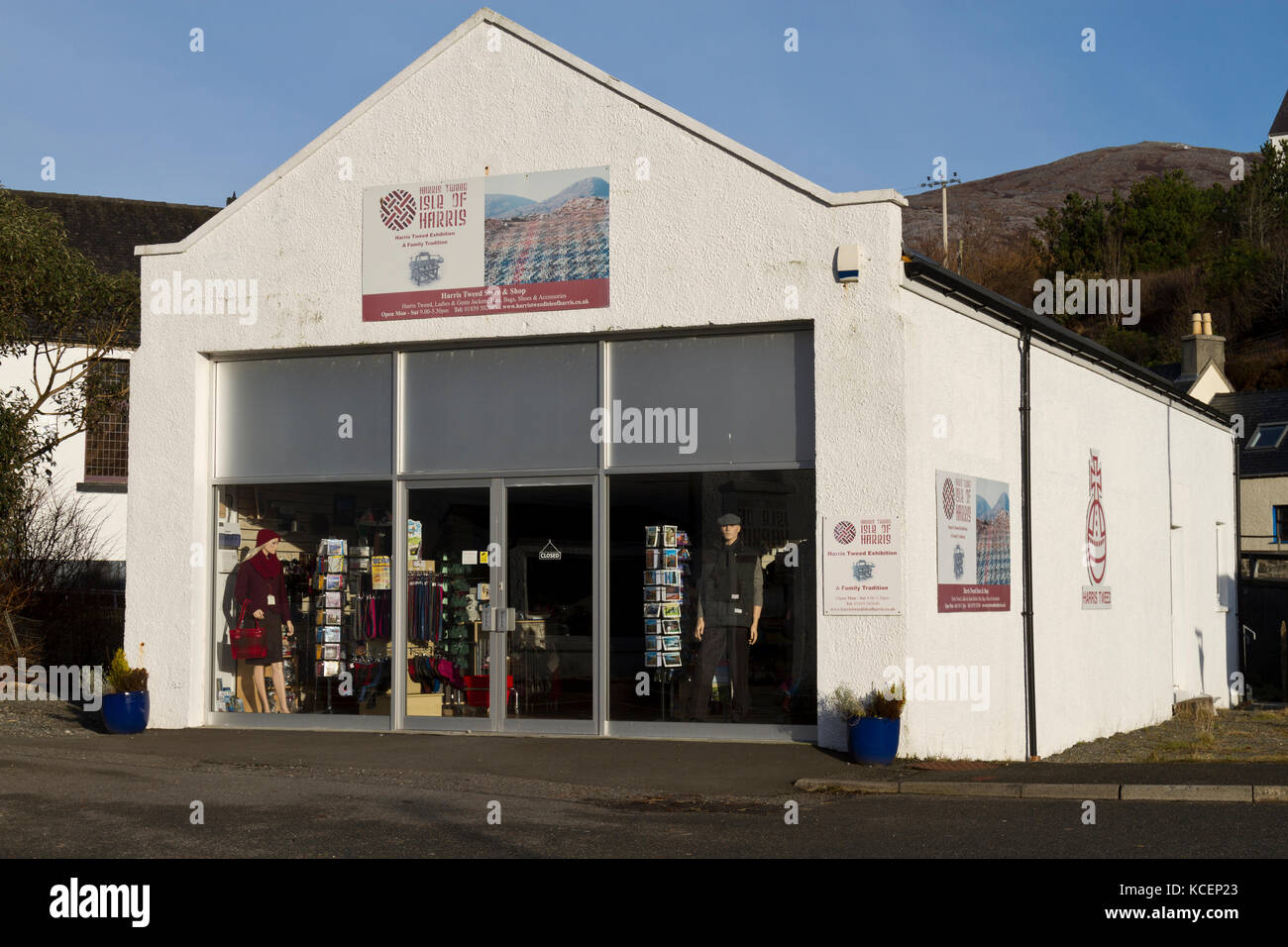 Boutique Harris Tweed à Tarbert Banque D'Images