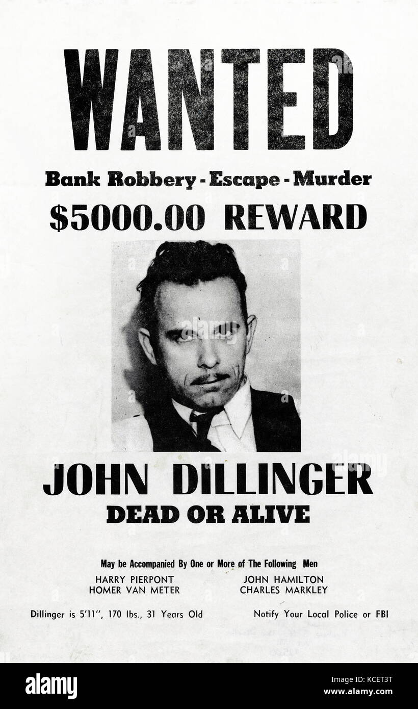 John Herbert Dillinger (1903 - 1934), American gangster de l'époque de la dépression dans les États-Unis. Il a collaboré avec un groupe d'hommes connus par certains comme le Groupe Dillinger Gang Gang ou de la terreur, qui a été accusé d'avoir volé 24 banques et quatre postes de police, entre autres activités. Banque D'Images John Herbert Dillinger (1903 - 1934), American gangster de l'époque de la dépression dans les États-Unis. Il a collaboré avec un groupe d'hommes connus par certains comme le Groupe Dillinger Gang Gang ou de la terreur, qui a été accusé d'avoir volé 24 banques et quatre postes de police, entre autres activités. Banque D'Images
