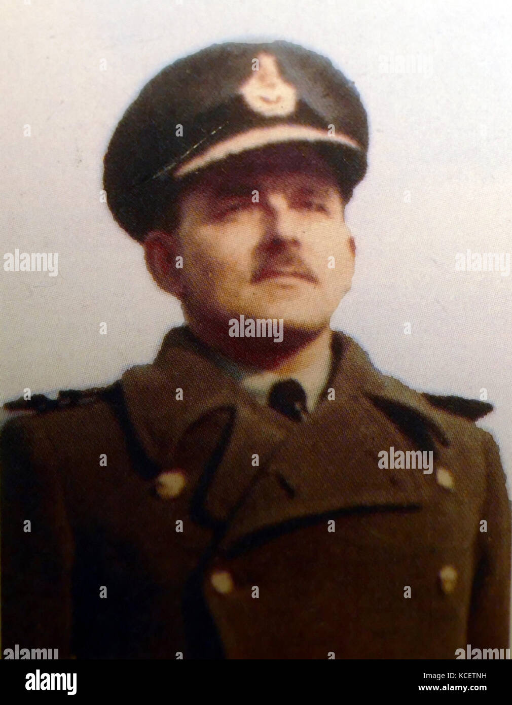 Le Commodore de l'Air Sir Frank Whittle (1907 - 1996) l'anglais Royal Air Force (RAF) Officier de l'air ingénieur. Il est crédité d'une seule main inventer le turboréacteur. Banque D'Images