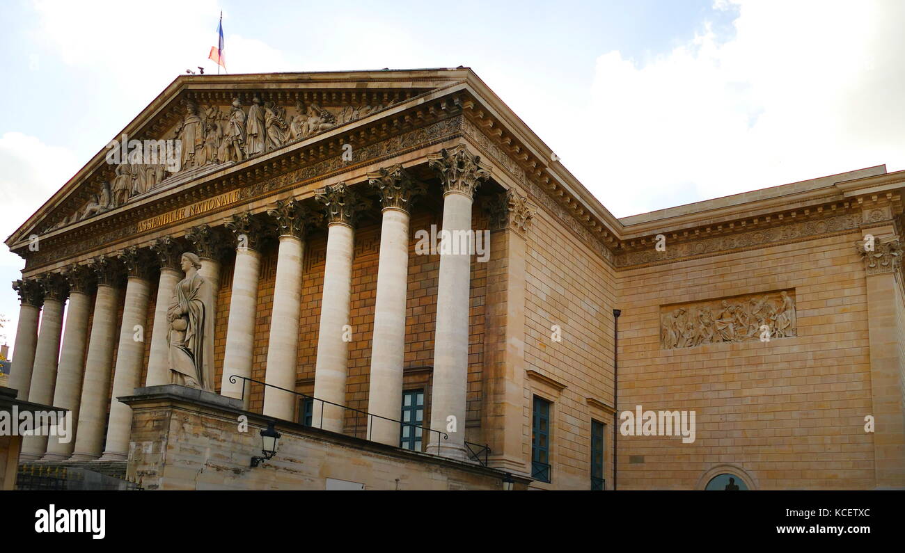 L'Assemblée nationale, à Paris, est la chambre basse du parlement bicaméral de la France sous la Cinquième République Banque D'Images