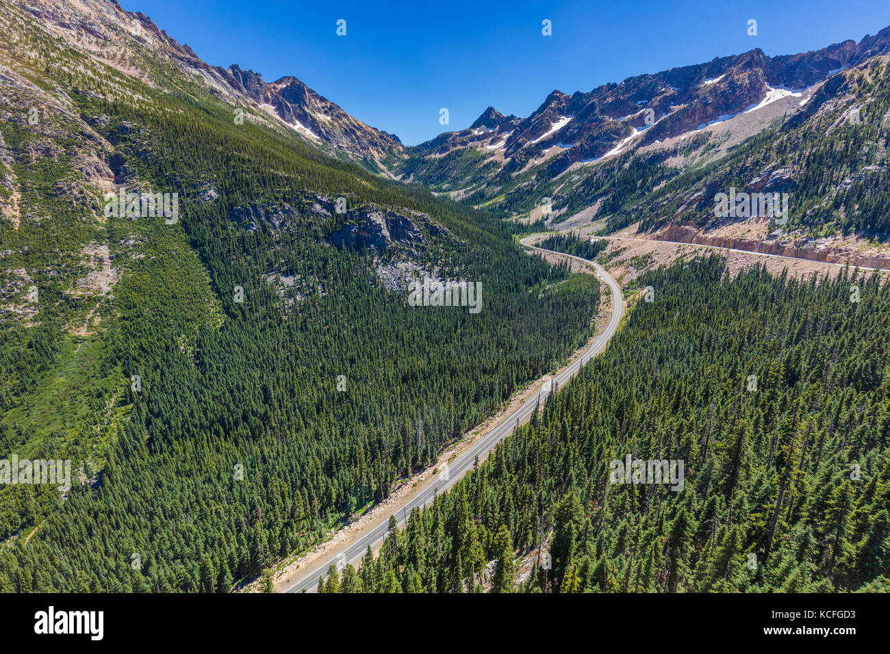 Vue depuis Washington pass oublier dans le parc national des North Cascades Cascades nord - autoroute autoroute 20 dans l'état de Washington, United States Banque D'Images