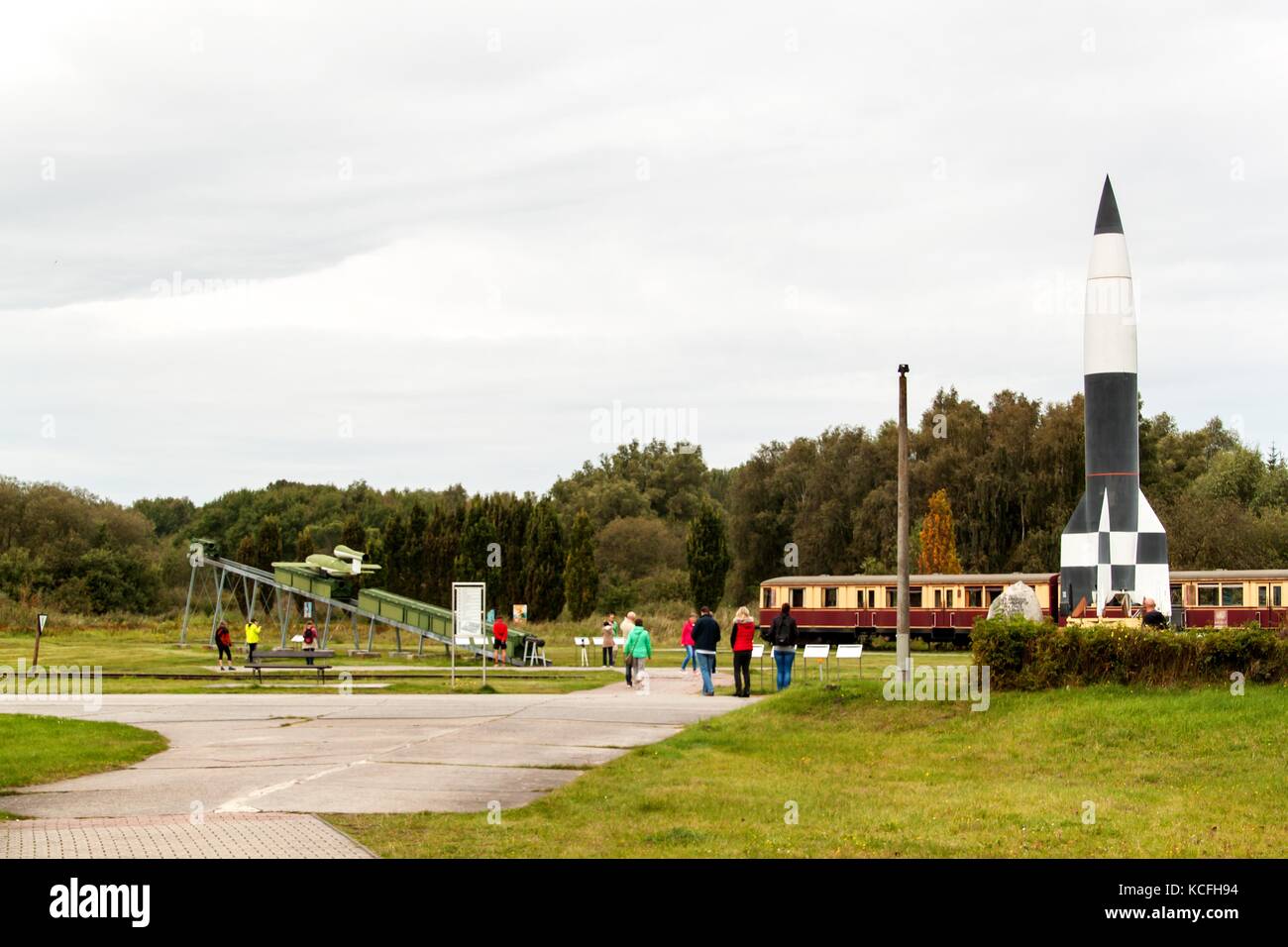 Peenemuende, Allemagne - 21 septembre 2017 : le territoire de l'armée centre de recherche. ww-ii mis au point v-1 et V-2. vue de la v-1 en vol de missiles. Banque D'Images