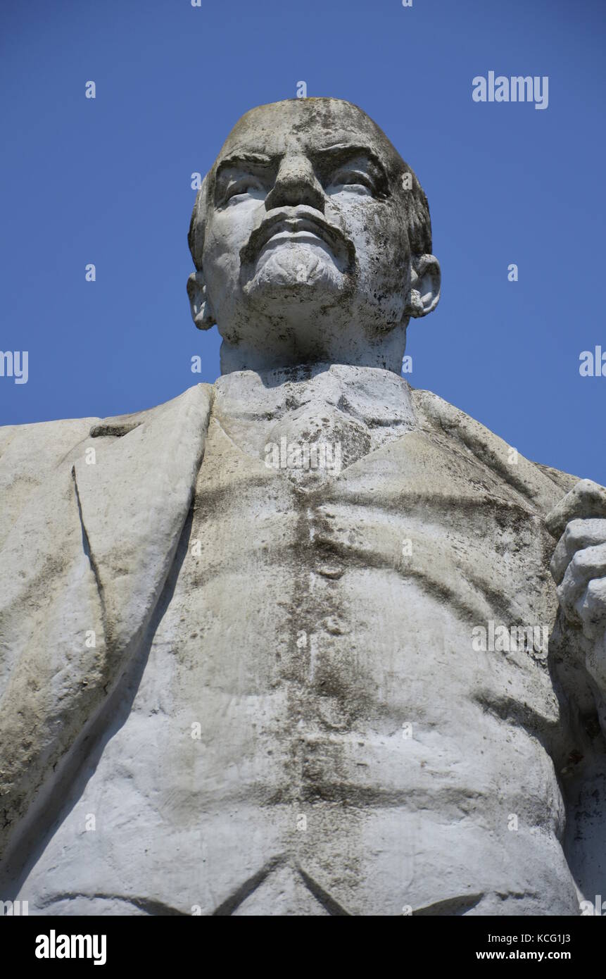 Dernière statue de Lénine en Ukraine, dans la zone d'exclusion de Tchernobyl, près de Kiev. Banque D'Images