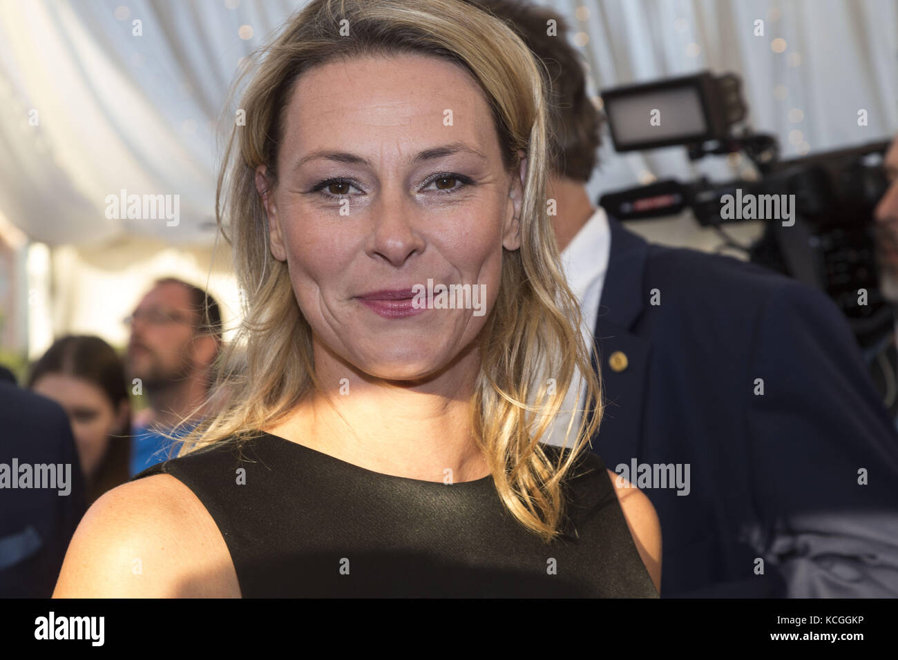 Célébrités assistant à 'Nacht der Legenden 2017' à Glanz & Gloria à Hambourg avec : Anja Reschke où : Hambourg, Allemagne quand : 03 Sep 2017 crédit : Schultz-Coulon/WENN.com Banque D'Images