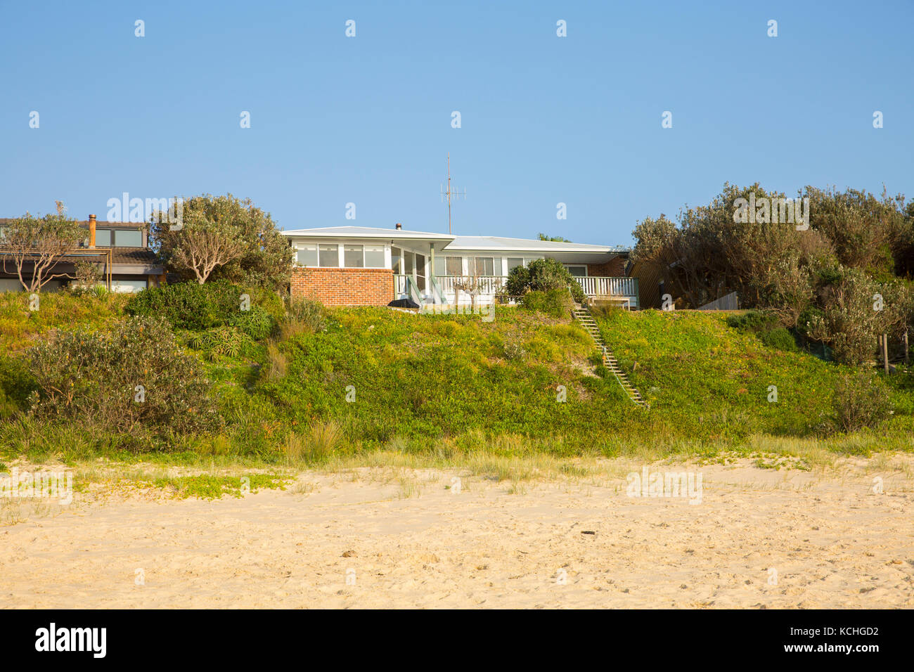 Maisons en bord de plage, maisons sur Boomerang mid north coast de la Nouvelle Galles du Sud, Australie Banque D'Images