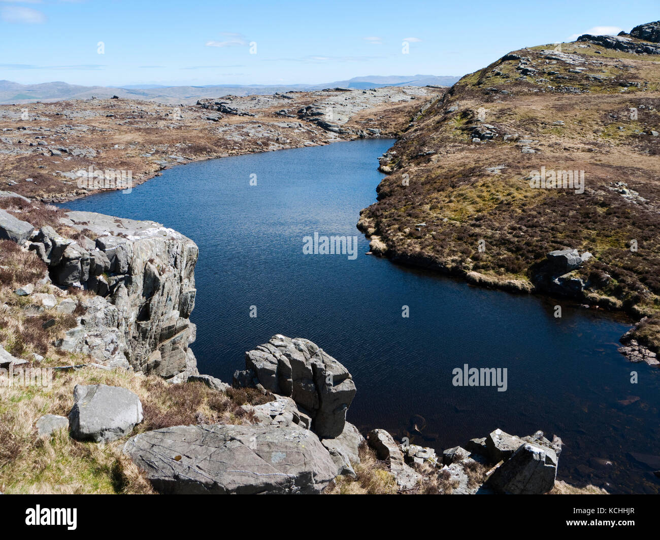 Maïs-ystwc Llyn, un petit lac dans le nord de l'Rhinog montagnes de Snowdonia Banque D'Images