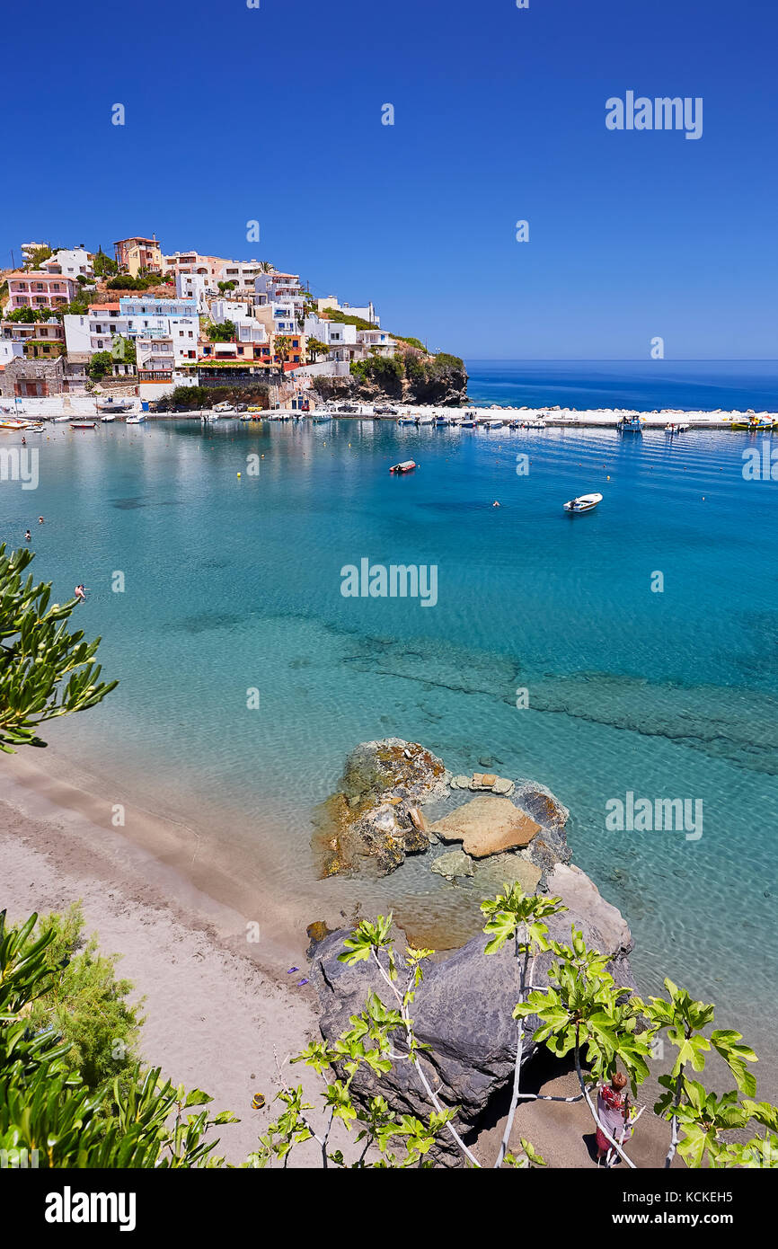 Plage Et Mer Au Village De Bali Lîle De Crète Grèce
