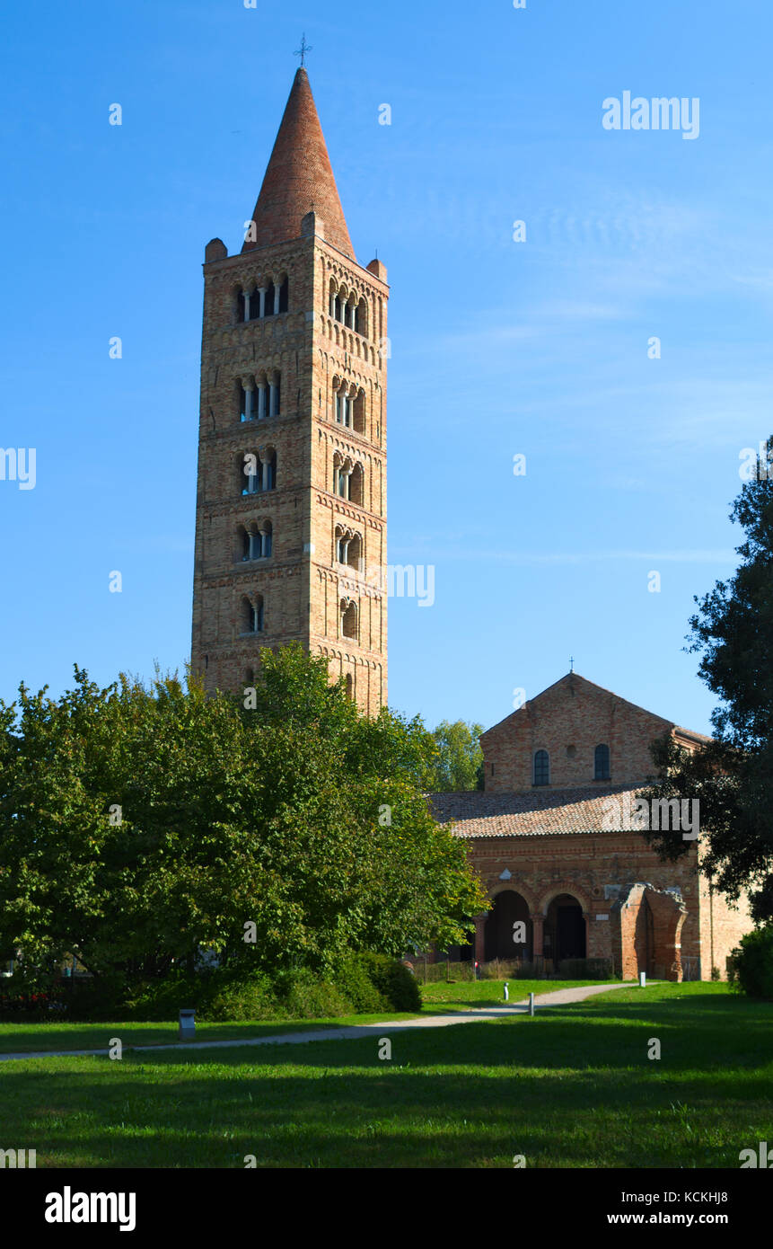 Abbaye de Pomposa et clocher, monastère bénédictin de codigoro, Ferrara, Italie Banque D'Images