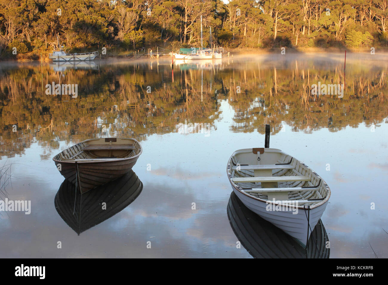 Panatana Rivulet (alias Muddy Creek) à marée haute, un site d'amarrage populaire pour petits bateaux. Port Sorell, nord-ouest de la Tasmanie, Australie Banque D'Images