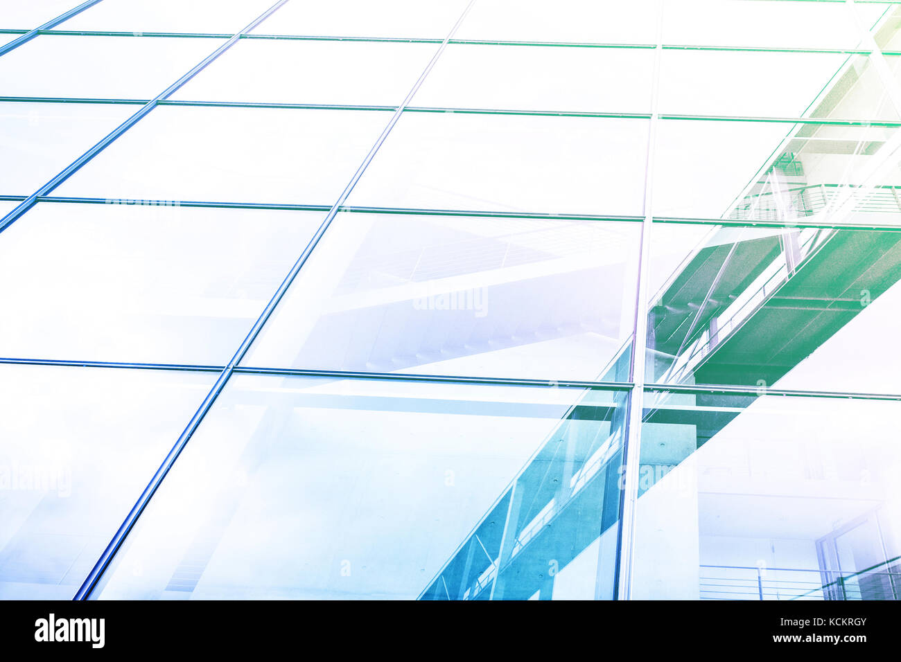 Façade en verre d'extérieur de bâtiment de bureau , abstrait architecture Banque D'Images