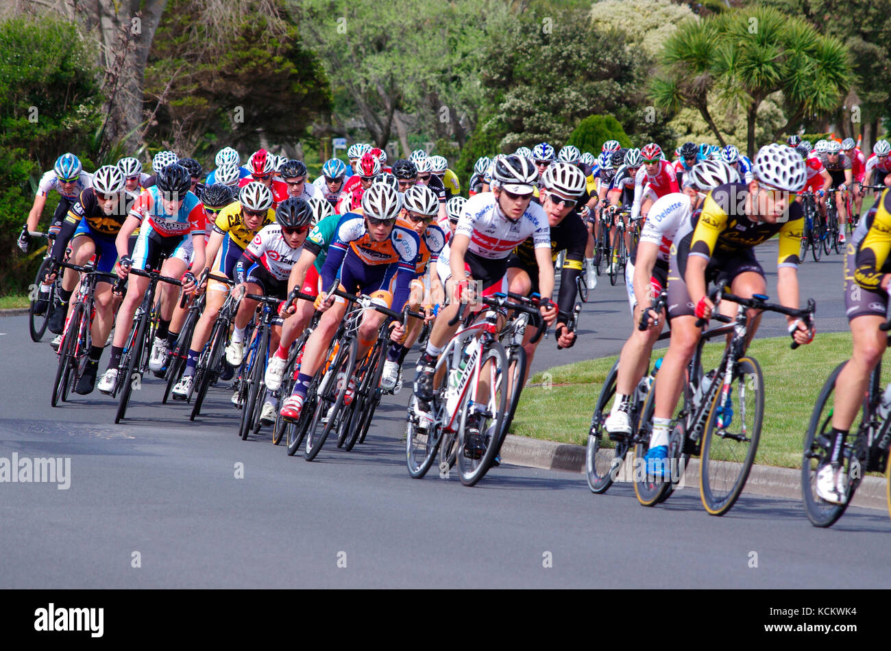 Dernière étape de la course cycliste Tour of Tasmania, un événement annuel avec un itinéraire variable couvrant plus de 600 km sur six jours. Devonport, Tasmanie, Australie Banque D'Images